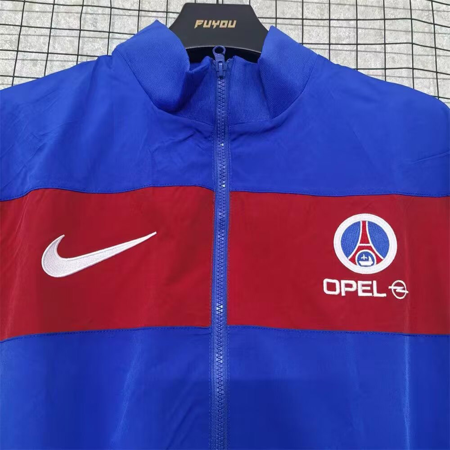 Retro Paris Saint-Germain PSG 1996-97 Blue Red Windbreaker Jacket - UnitedFutballJersey