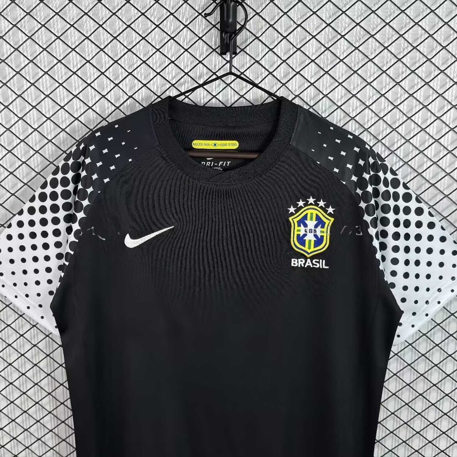 Retro Brazil 2010 Goalkeeper Jersey - UnitedFutballJersey