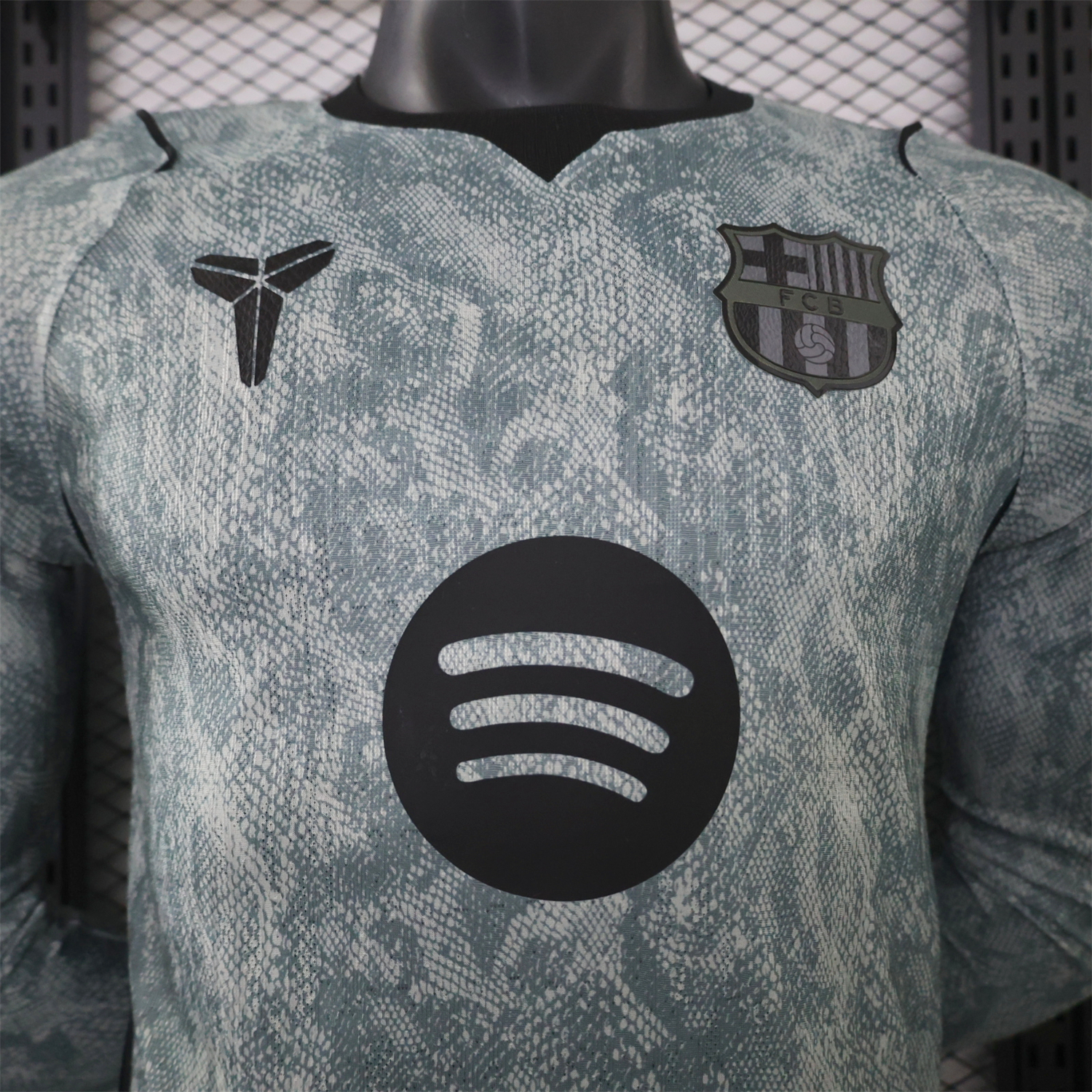 Barcelona 26-27 Goalkeeper Grey Long Sleeves Jersey - Player Version - UnitedFutballJersey