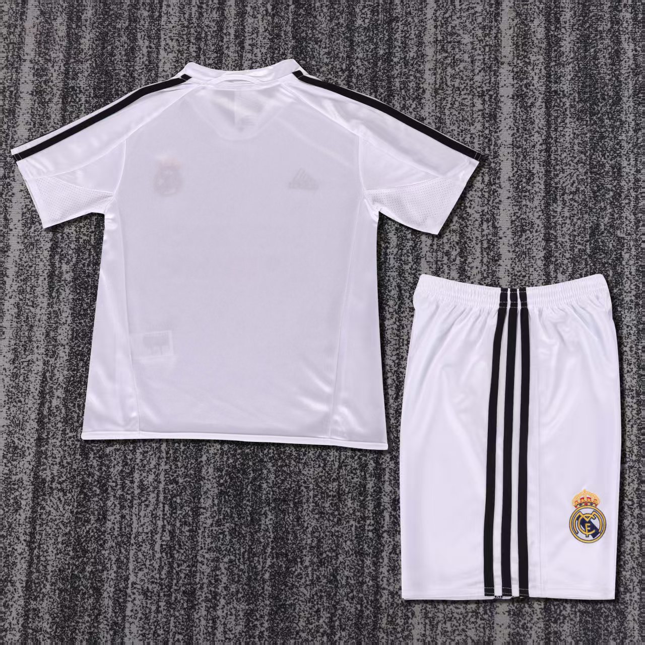 2004-2005 Retro Real Madrid Home Football Shirt 1:1 Thai Quality Kids Size