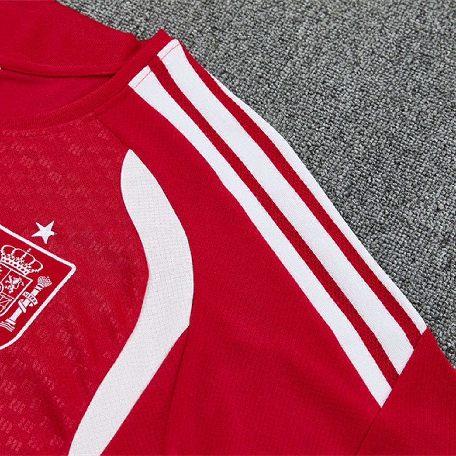 Spain 2026 Kids Short-Sleeve Training Set - Red Top & Black Shorts - UnitedFutballJersey