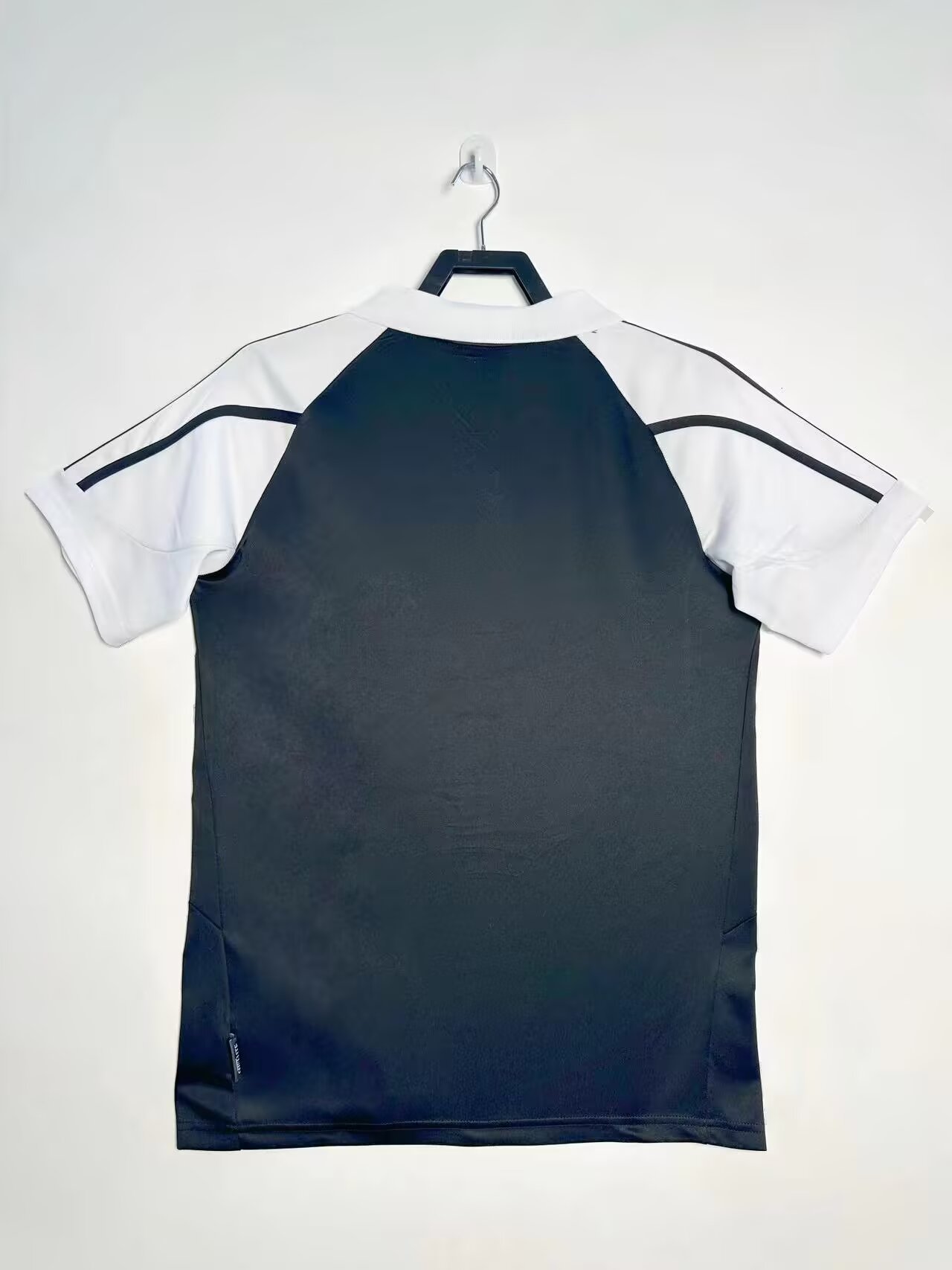 2001/2002 Retro Real Madrid Away Soccer Jersey 1:1 Thai Quality