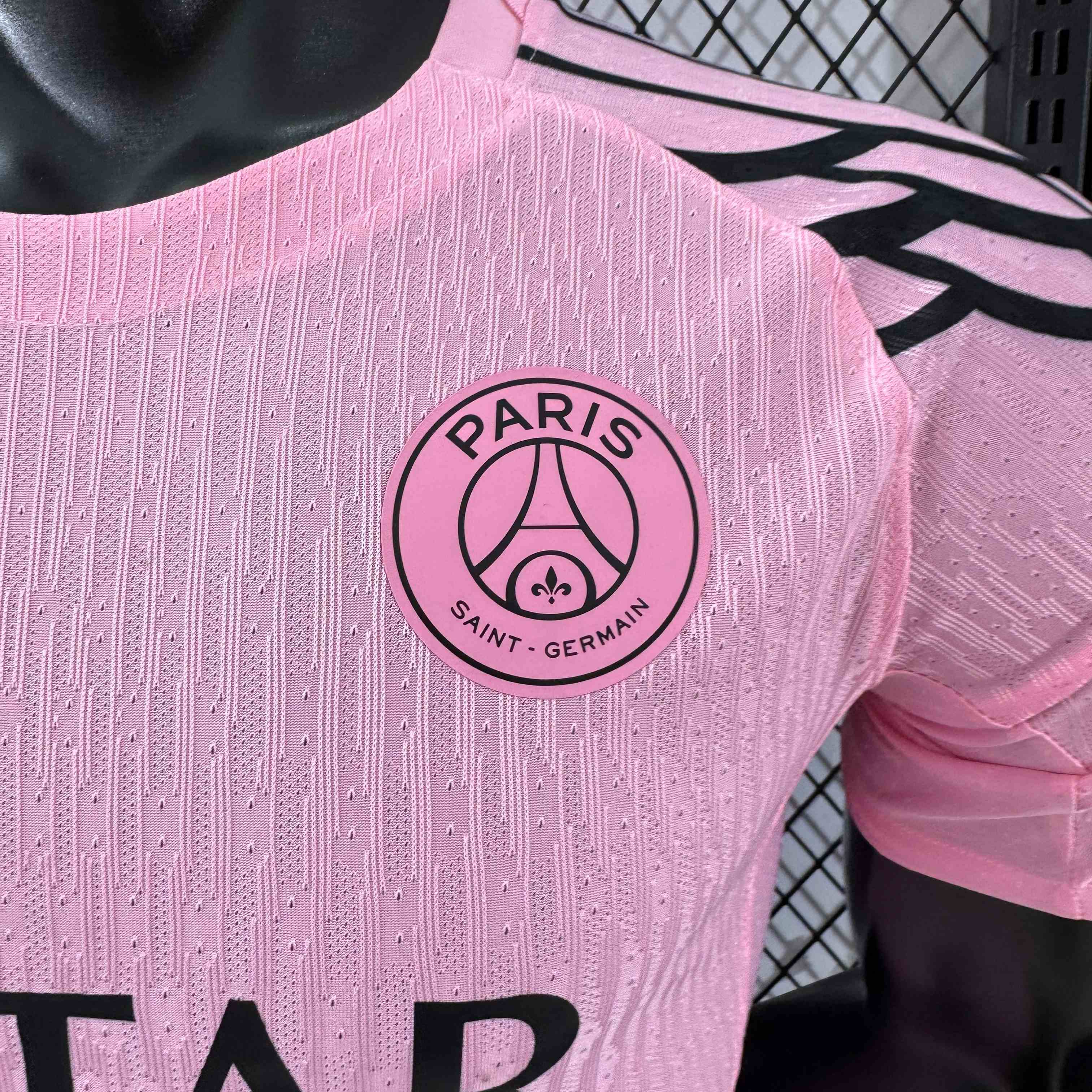 2025/2026 Player Version Paris Saint-Germain Fourth Away pink Football Shirt 1:1 Thai Quality