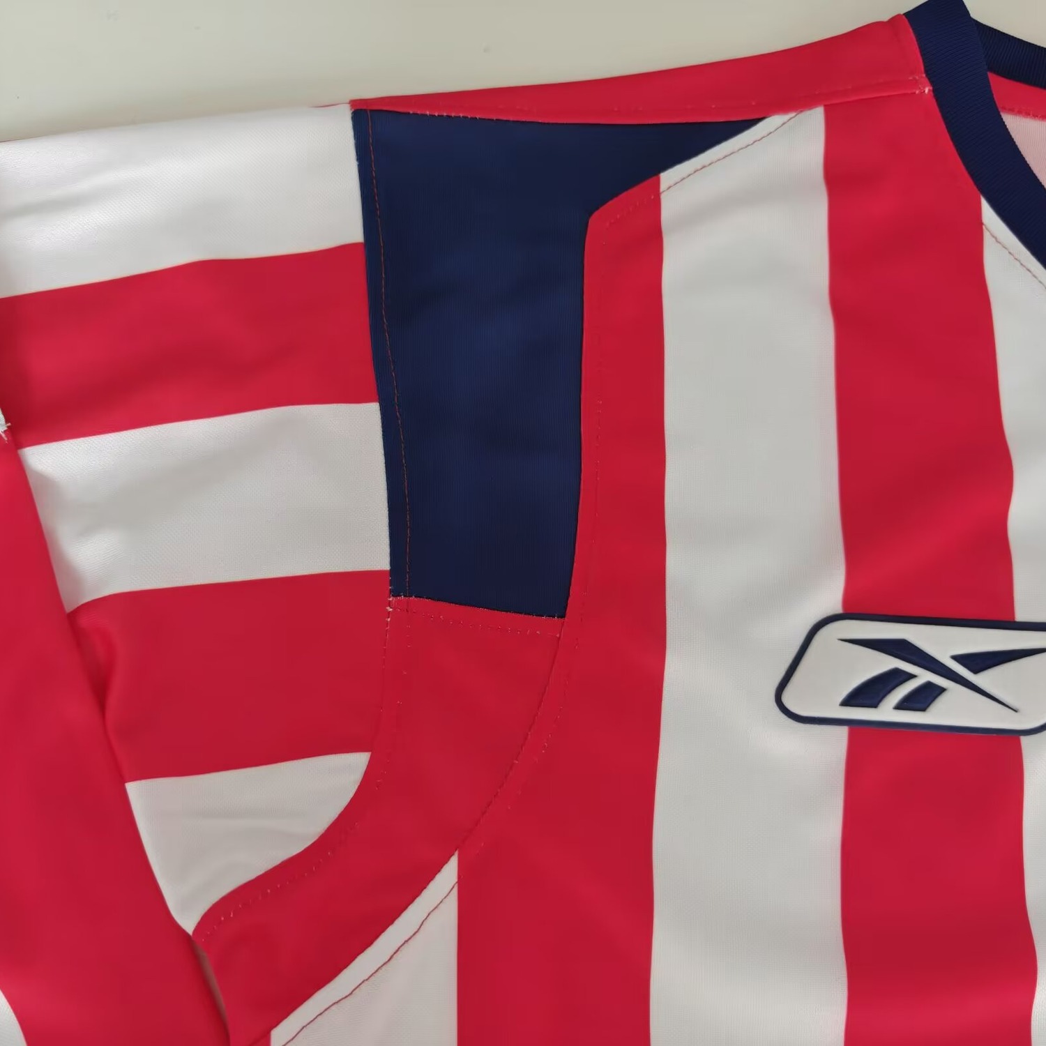 Retro Chivas de Guadalajara 2004-05 Home Long Sleeves Jersey - UnitedFutballJersey