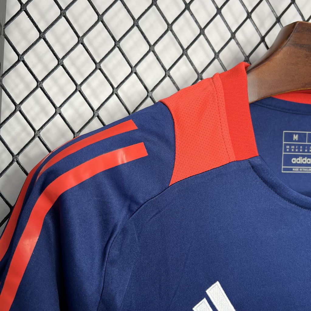 2024/2025 Manchester United Dark blue Pre-match training Jersey 1:1 Thai Quality