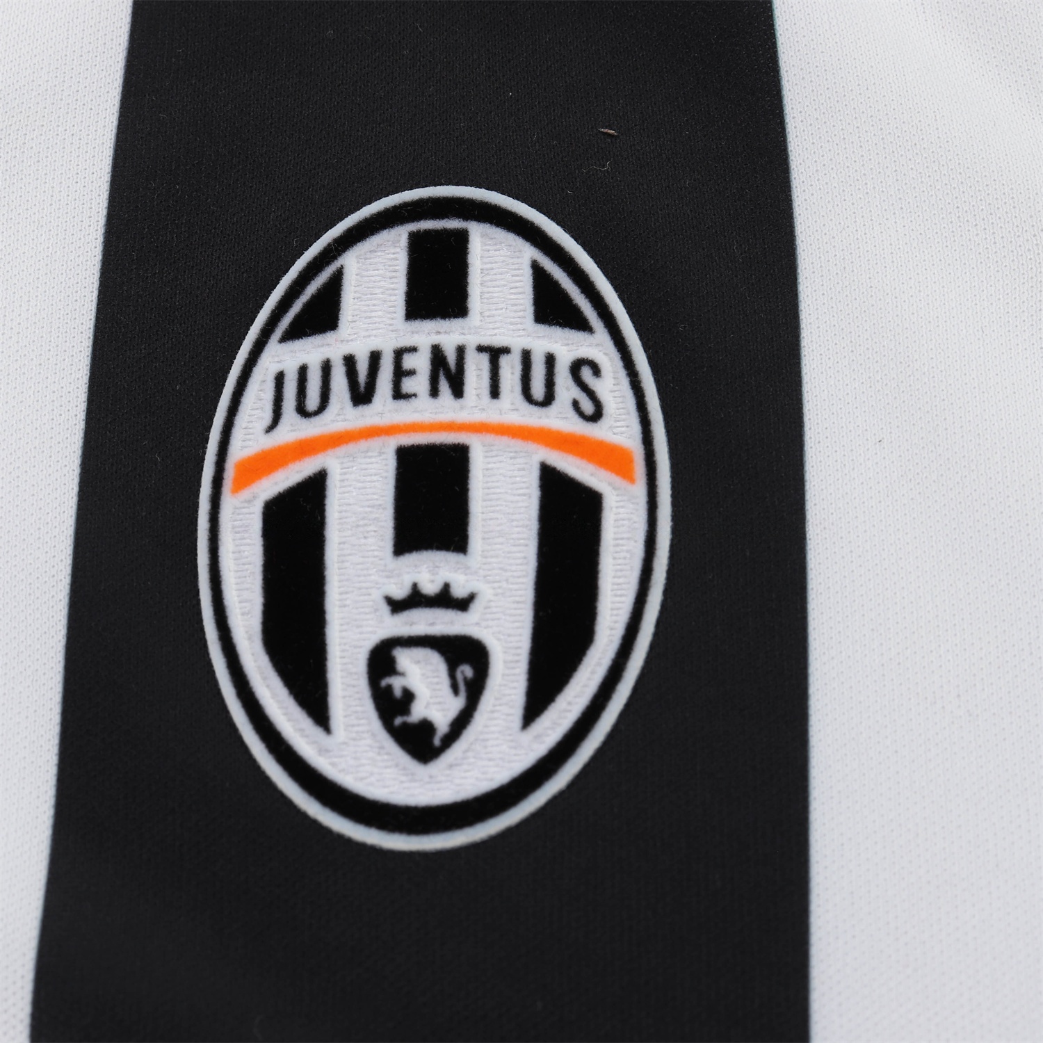 Retro Juventus 2004-05 Home Kids Kit - UnitedFutballJersey