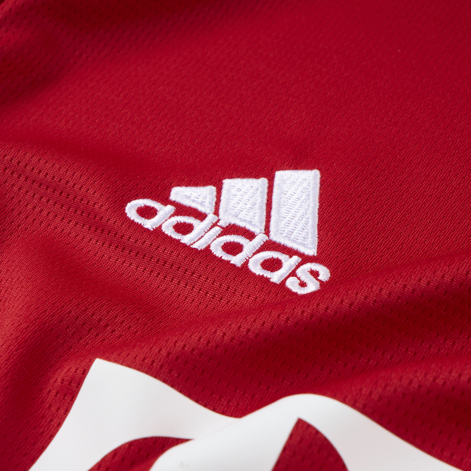Retro Bayern Munich 2015-16 Home Jersey - UnitedFutballJersey