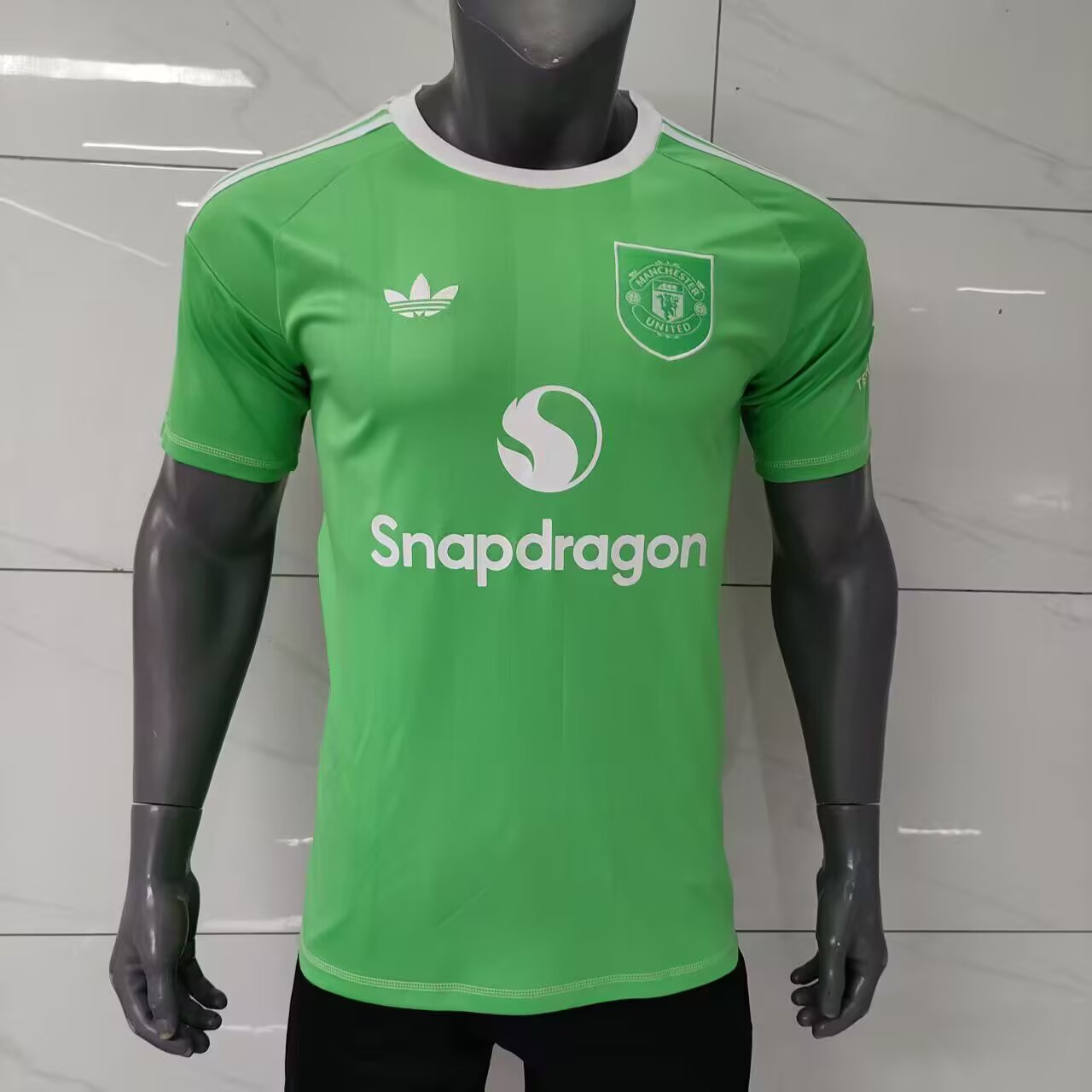 2025/2026 Player Version Manchester United Training Clothes Green Football Shirt 1:1 Thai Quality