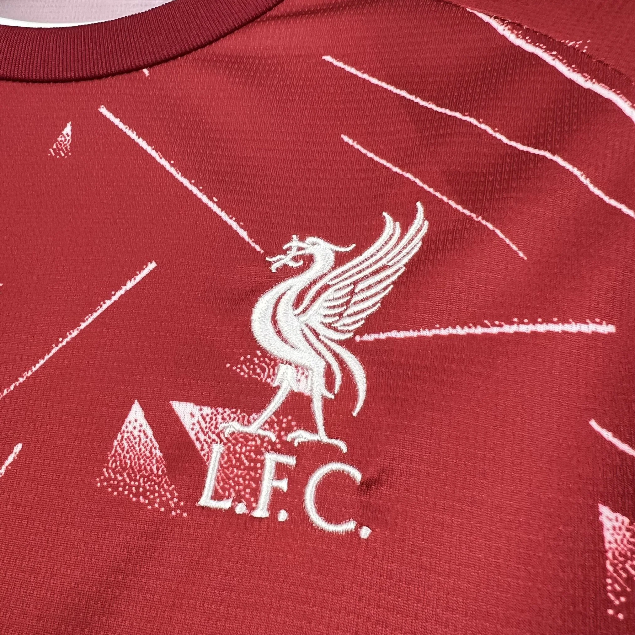 Liverpool 26/27 Home Kit