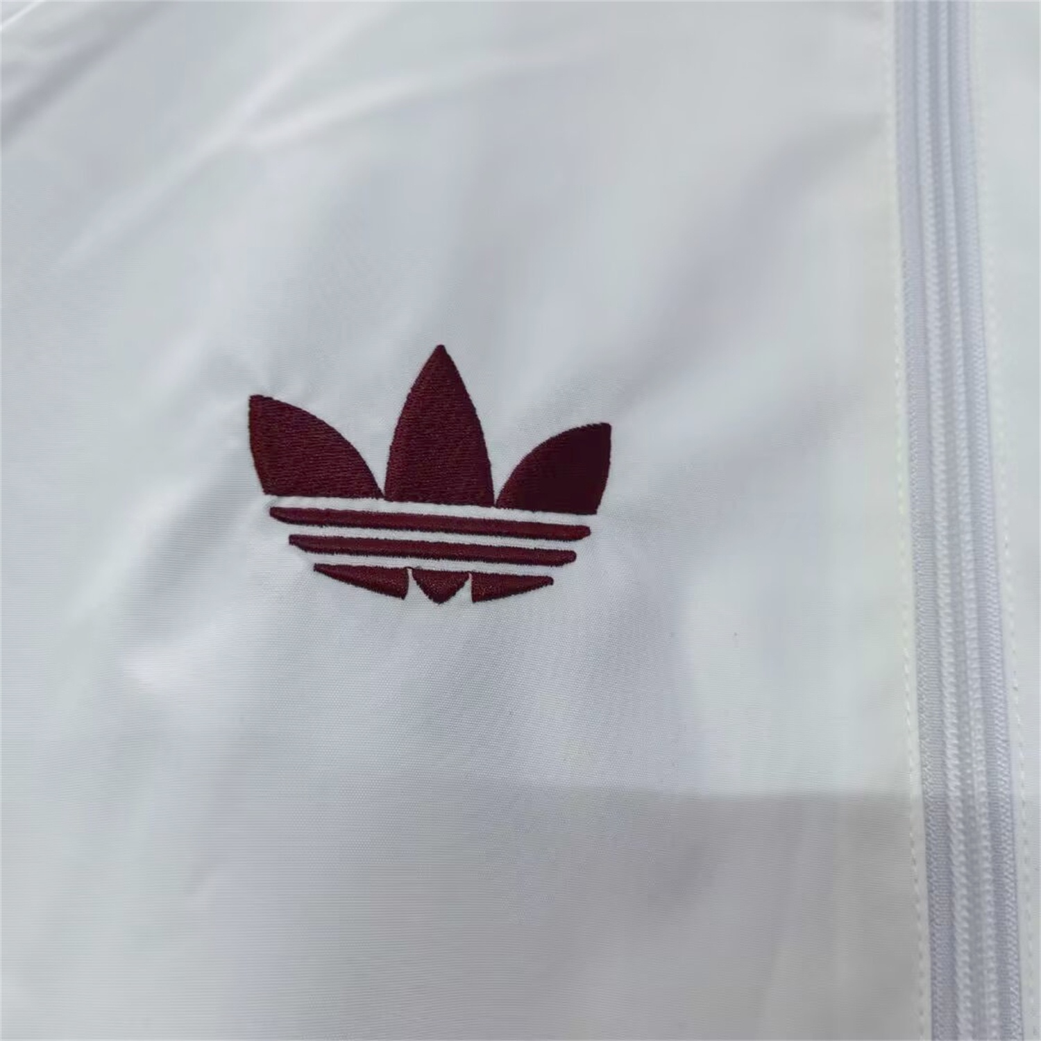 Spain 2026 Windbreaker Jacket - White - UnitedFutballJersey