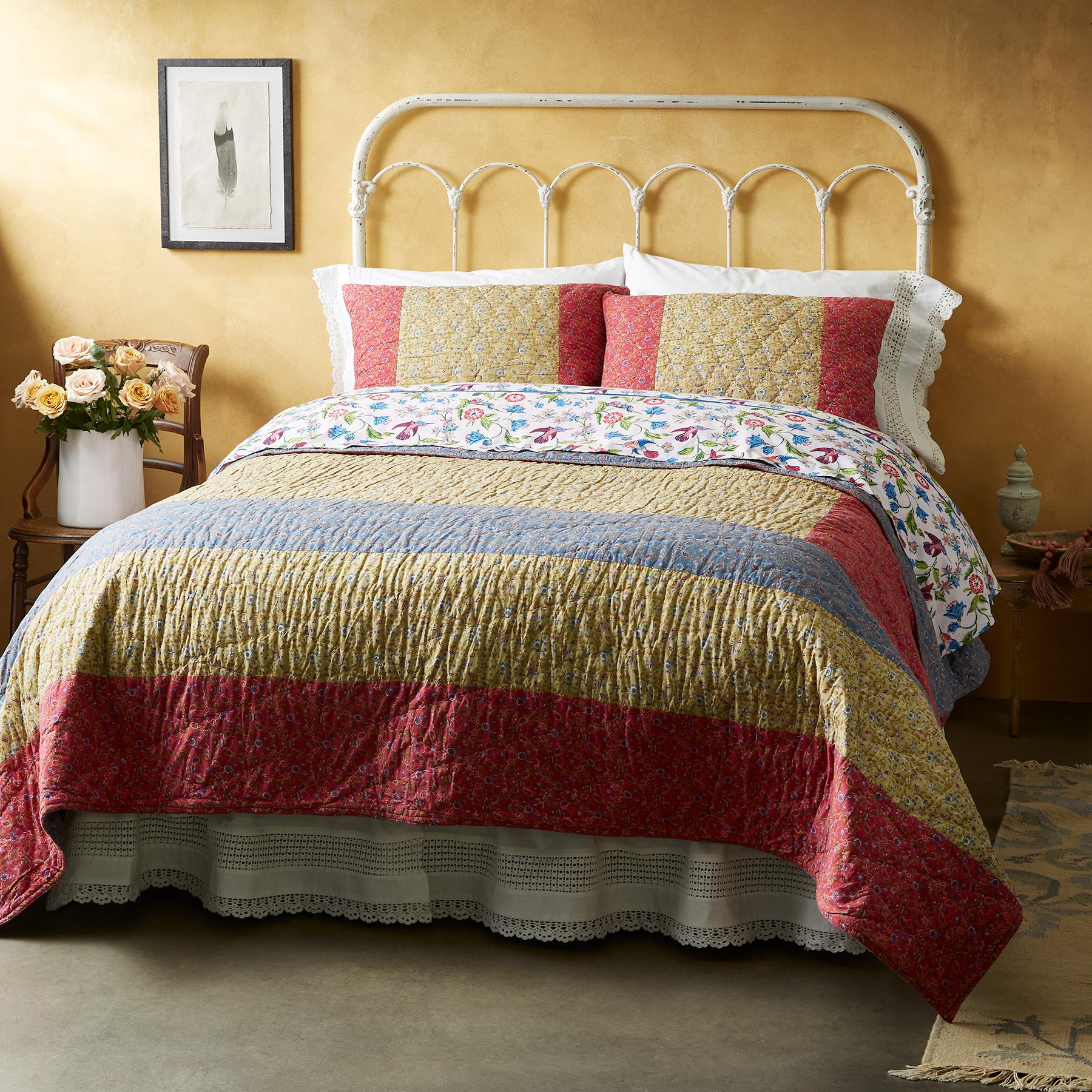 Sweet Blossoms Quilt - Blair Catalog