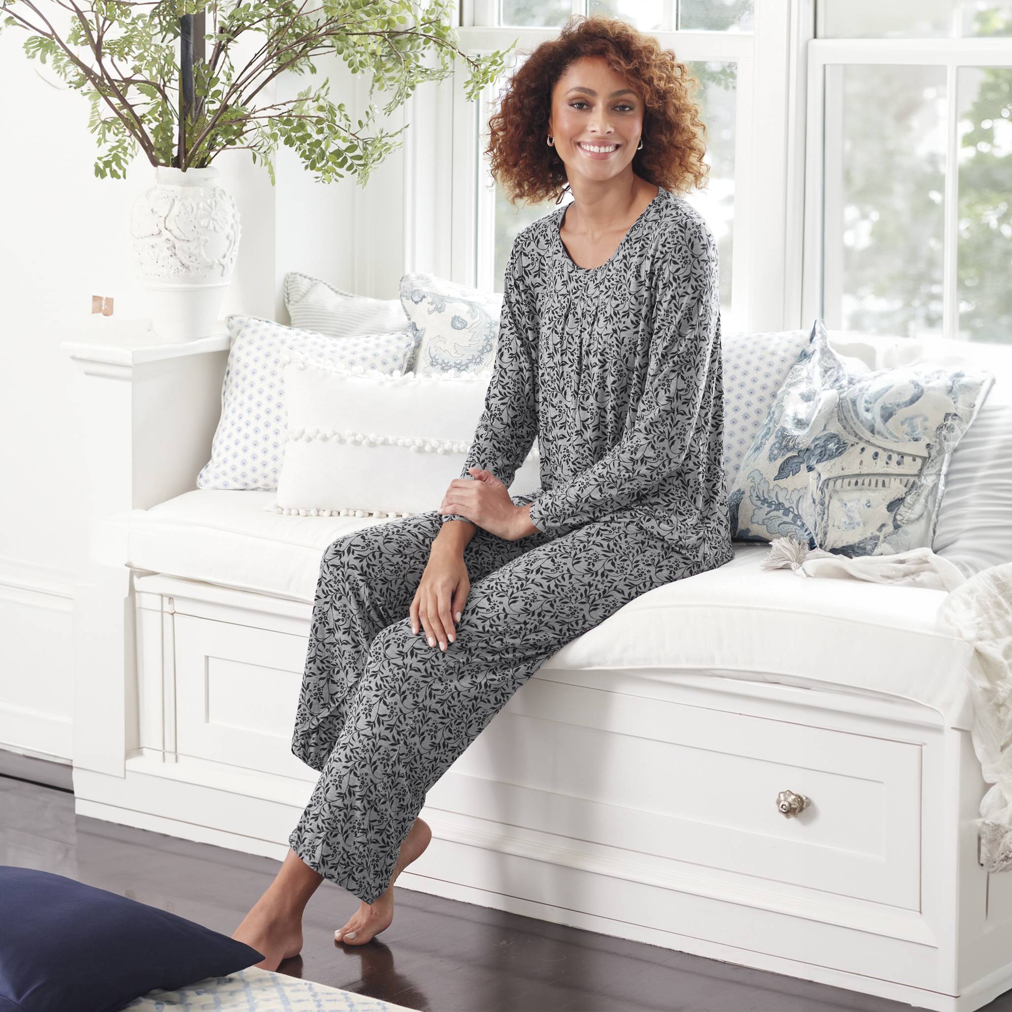 Print Fluid Bamboo Pajama Set - Northstyle Catalog