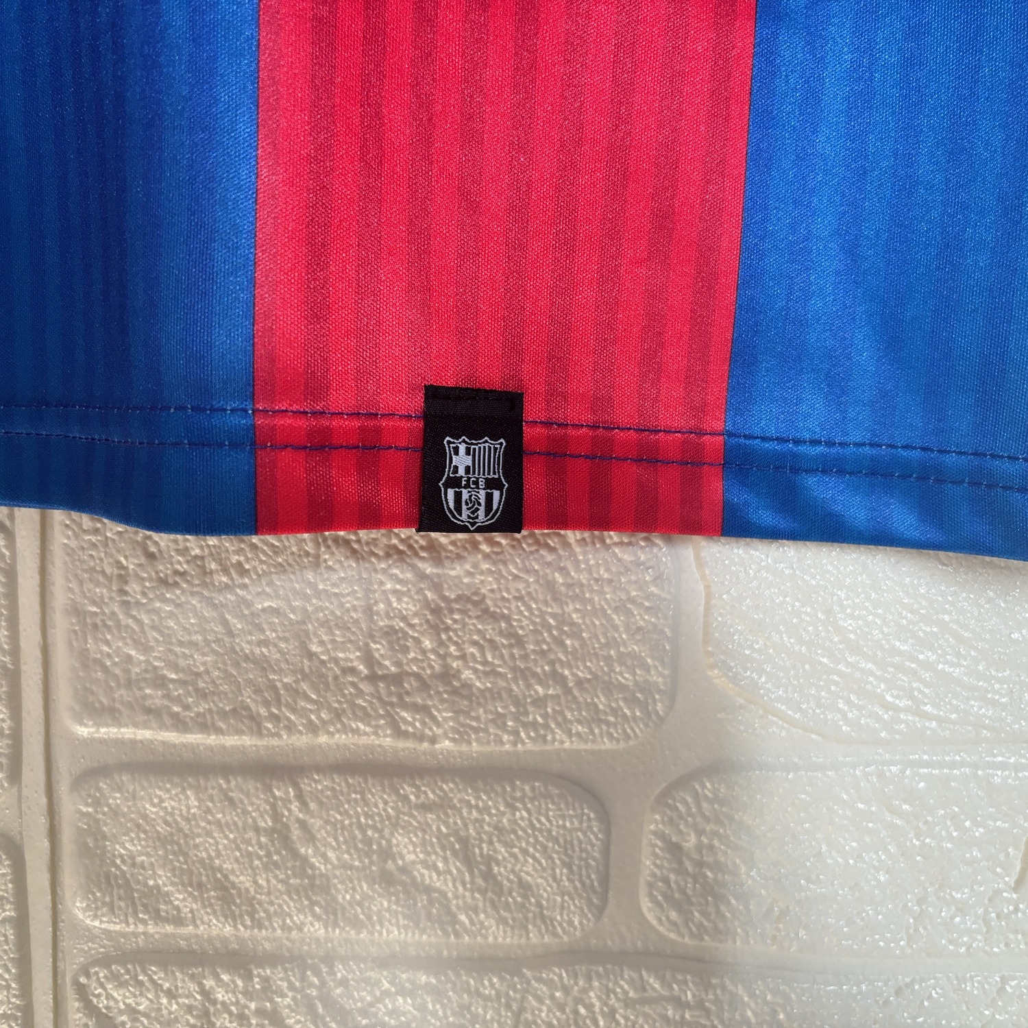 Retro Barcelona 1982-84 Home Jersey - UnitedFutballJersey