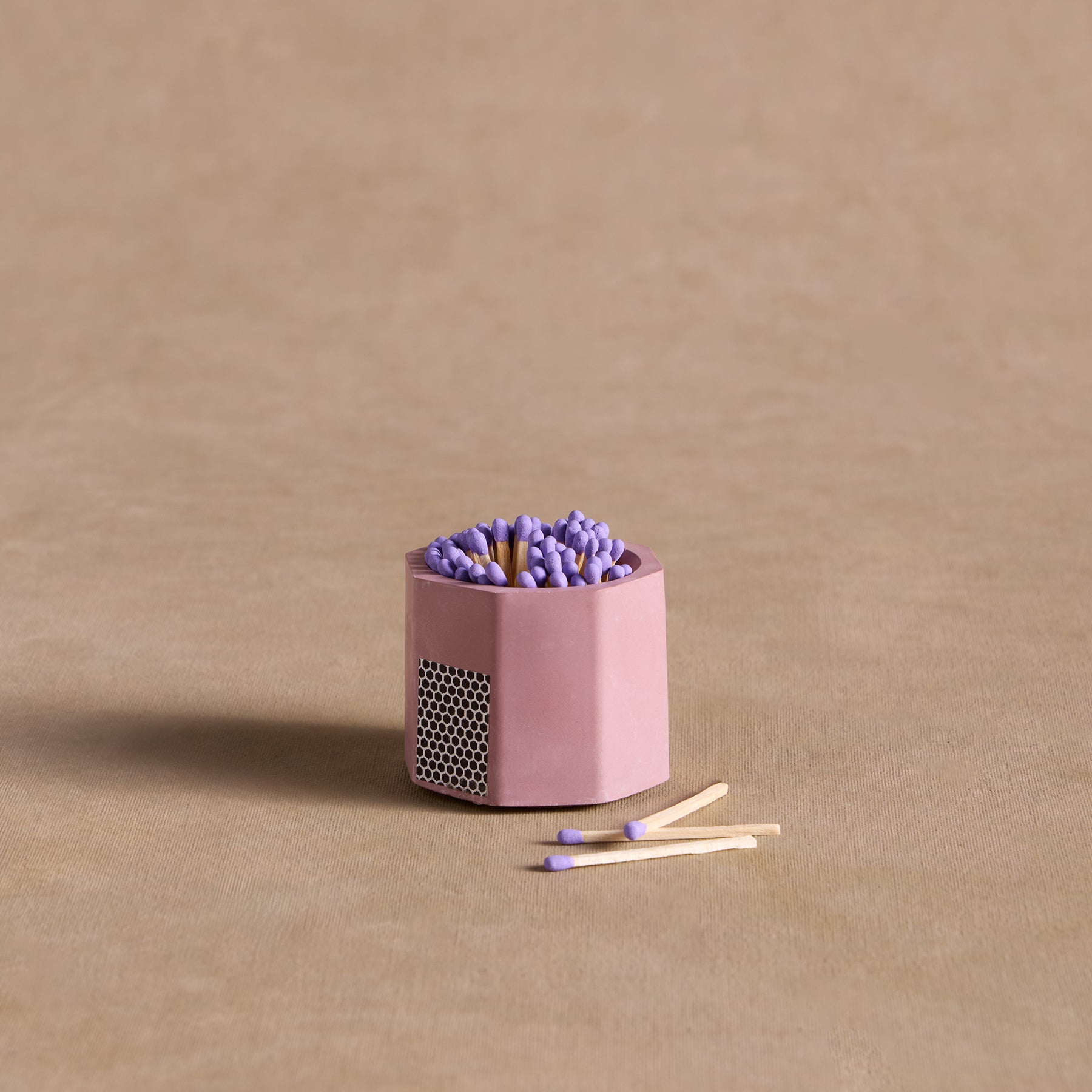 Essential Concrete Match Holder - Blair Catalog