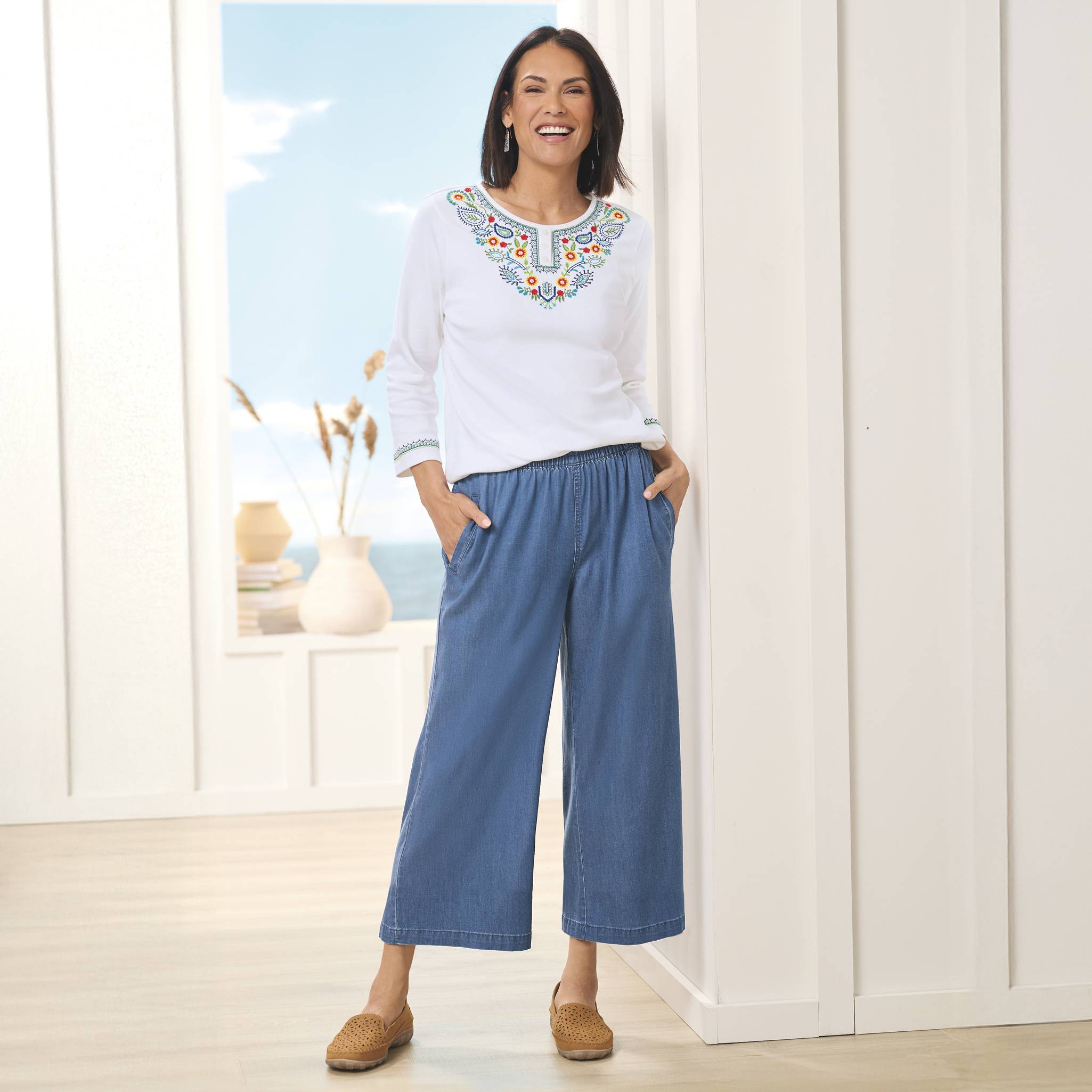 Wide-Leg Pull-On Cropped Pants, Elastic Waist, Front Pockets - Northstyle Catalog