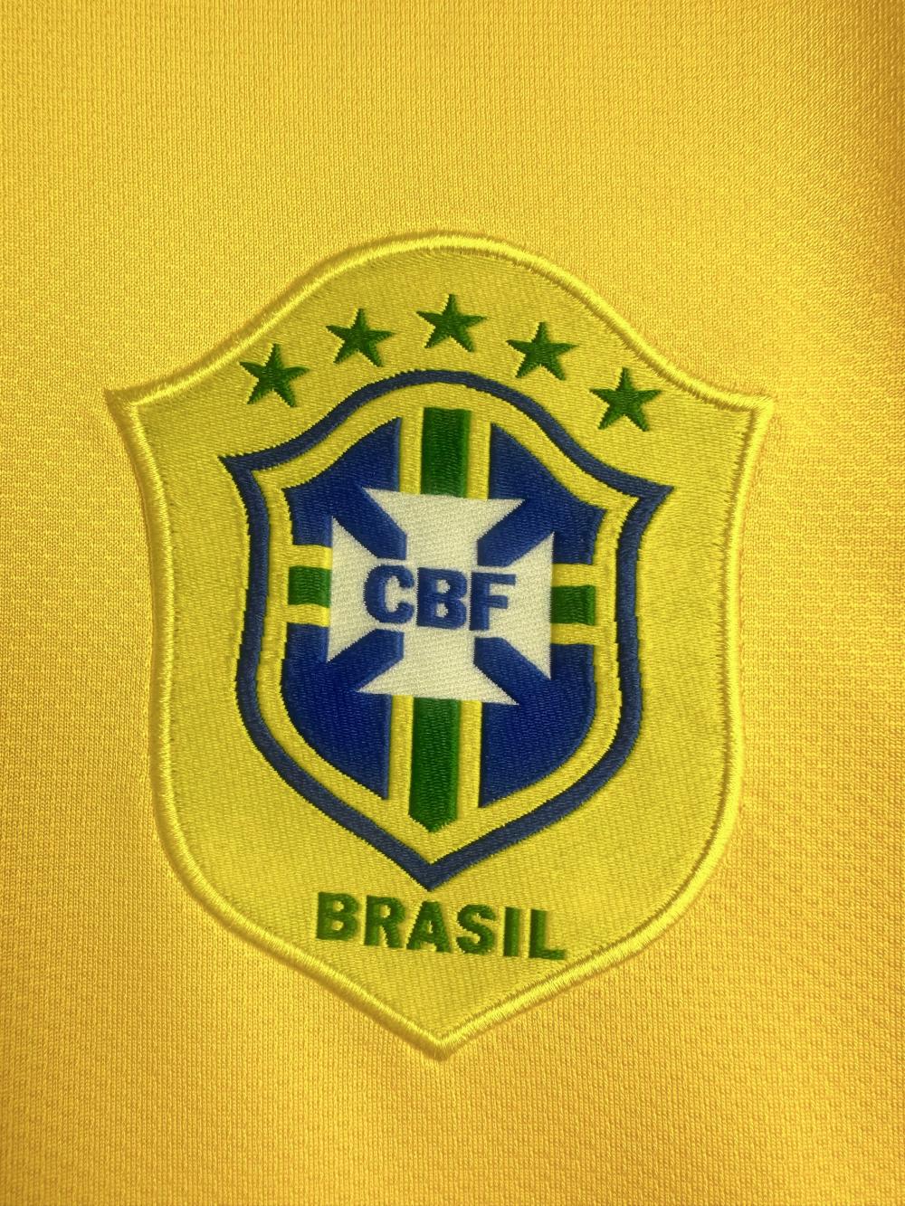 2006 Retro Long Sleeve Brazil Home Soccer Jersey 1:1 Thai Quality