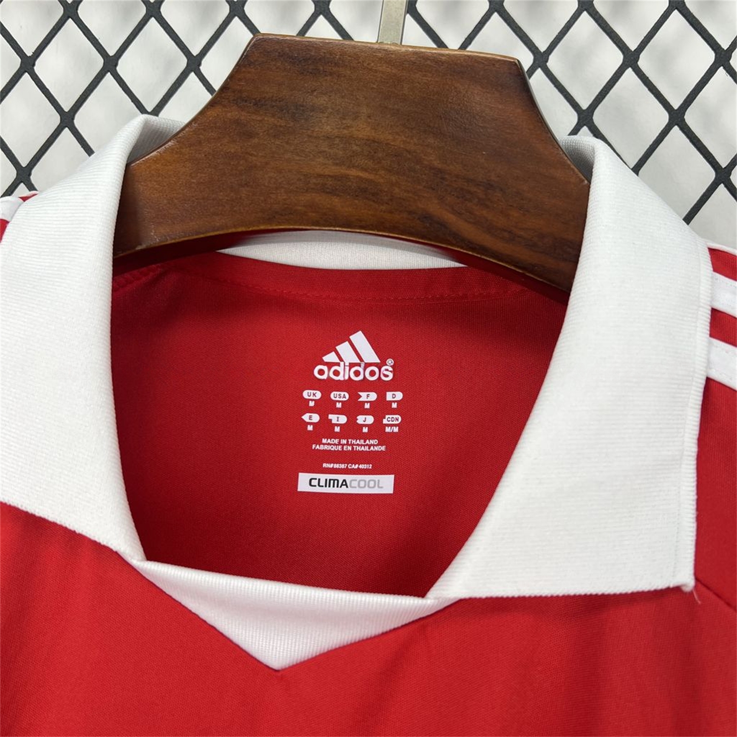Retro Benfica 2009-10 Home Jersey - UnitedFutballJersey