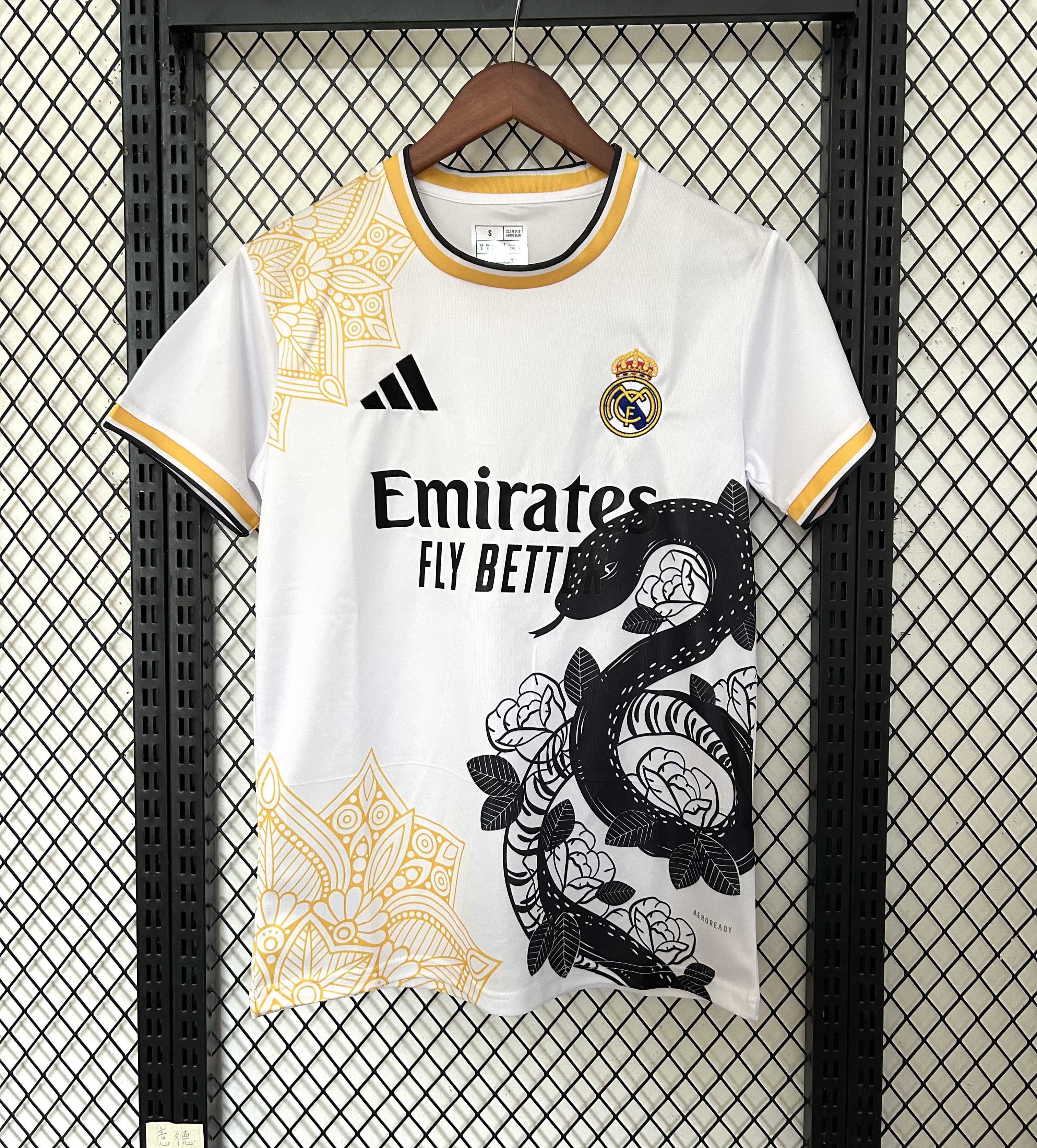 2025/2026 Real Madrid Special Edition Snake Football Jersey 1:1 Thai Quality