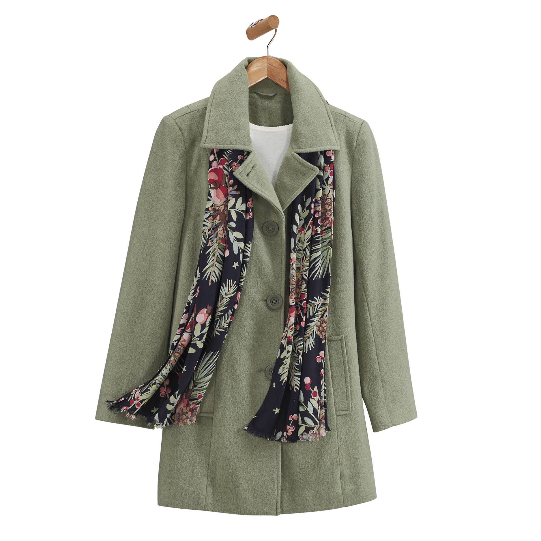 Berries & Balsam Scarf - Northstyle Catalog
