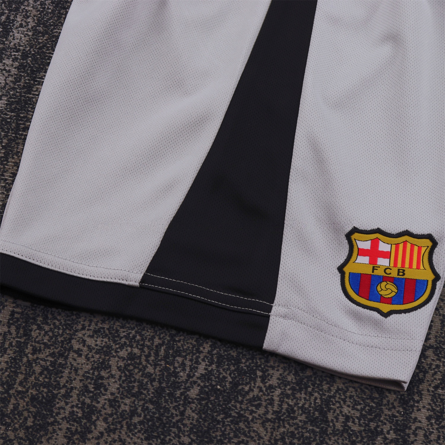 Retro Barcelona 2003-04 Away Kids Kit - UnitedFutballJersey