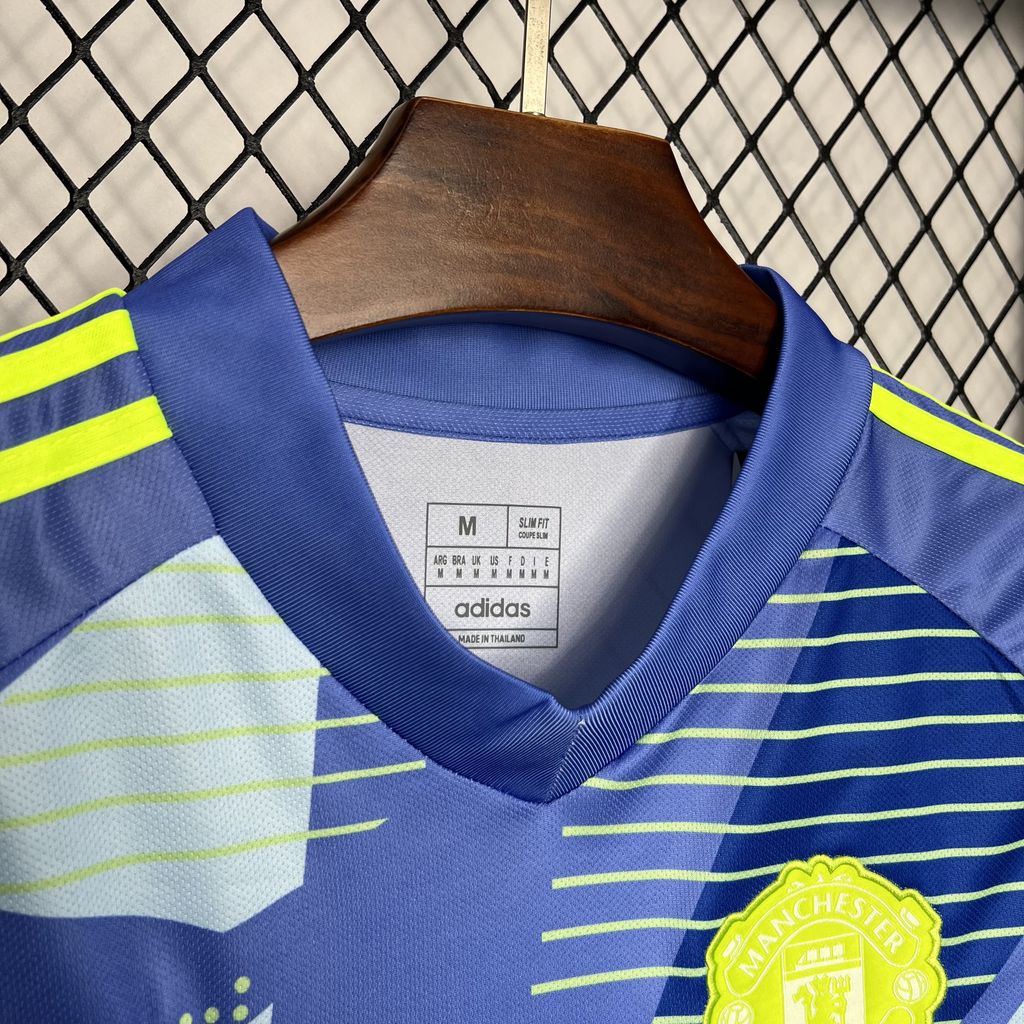 2024/2025 Manchester United Goalkeeper Football Shirt 1:1 Thai Quality