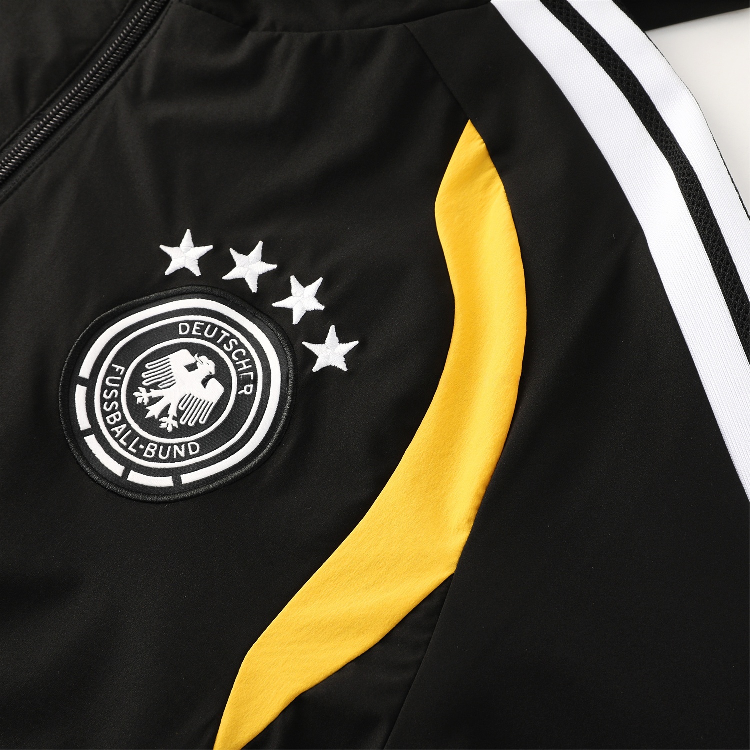 Germany 2026 Hooded Windbreaker Training Set - Black Red Top and Pants - UnitedFutballJersey