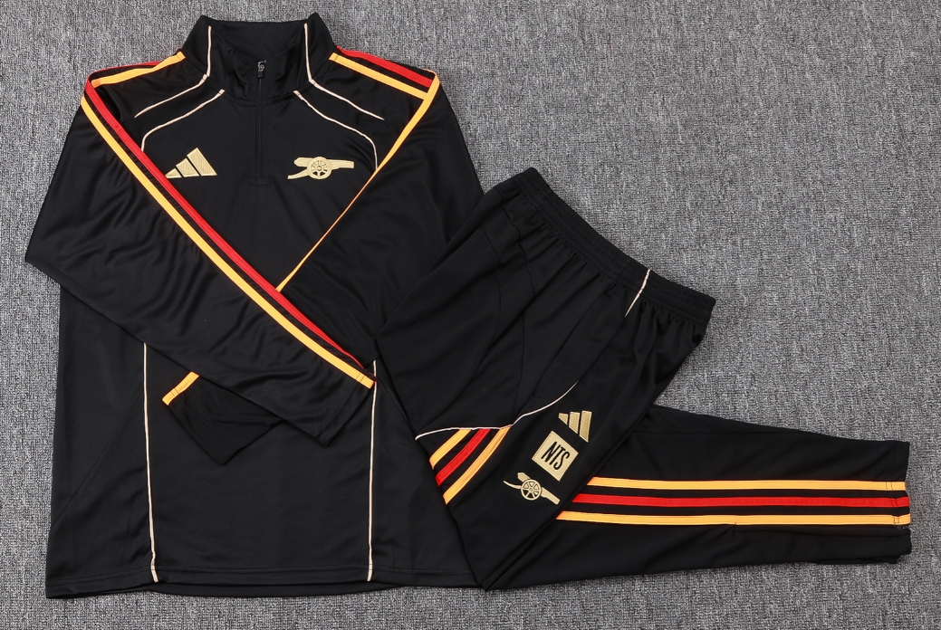 2025/2026 Arsenal Half-Pull Training Suit Black retro style Football Shirt 1:1 Thai Quality Set