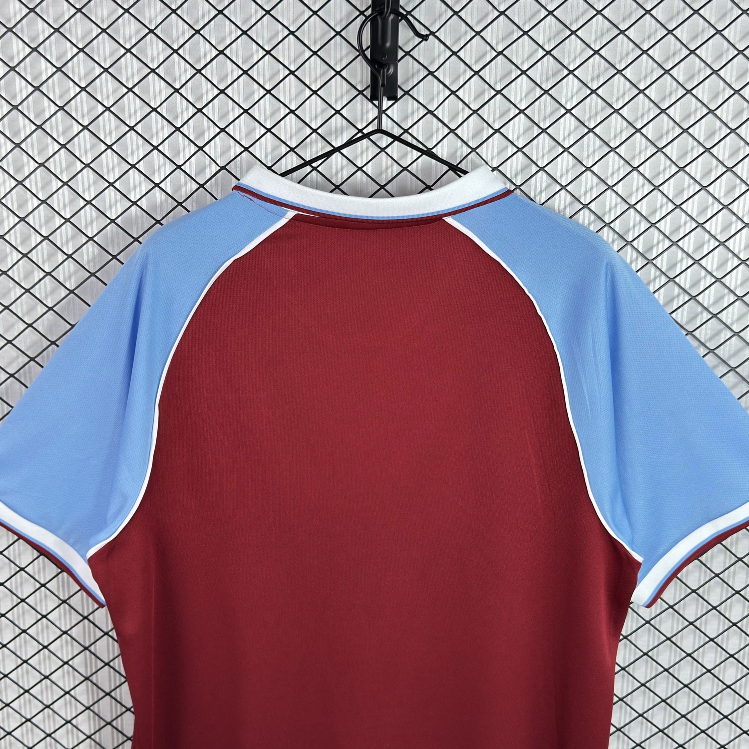 Retro Aston Villa 1998-99 Home Burgundy Jersey - UnitedFutballJersey