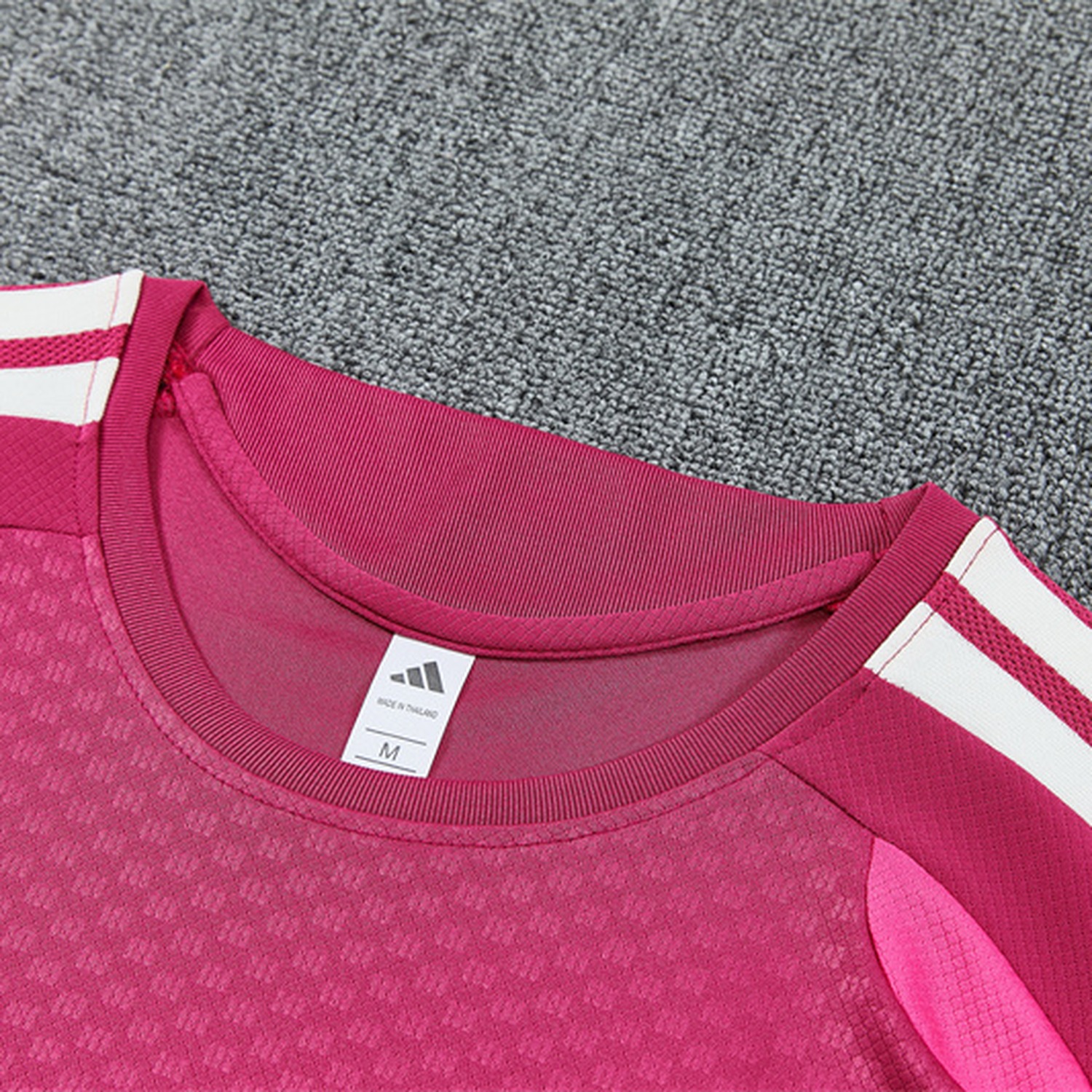 Real Madrid 26-27 Kids Short-Sleeve Training Set - Rose Red Top & Rose Red Shorts - UnitedFutballJersey