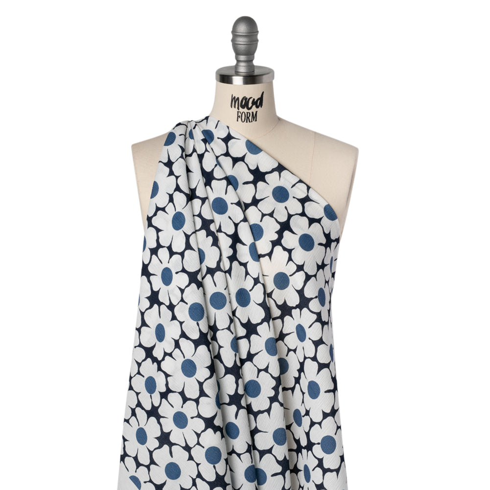 Slubbed Gauzy Cotton Woven - Navy, Blue and White Retro Daisies - Mood Exclusive Dancing Daisies Print - Joann Fabrics