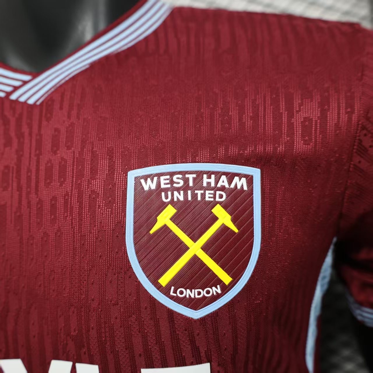 2025/2026 Player Version West Ham United Home Football Jersey 1:1 Thai quality