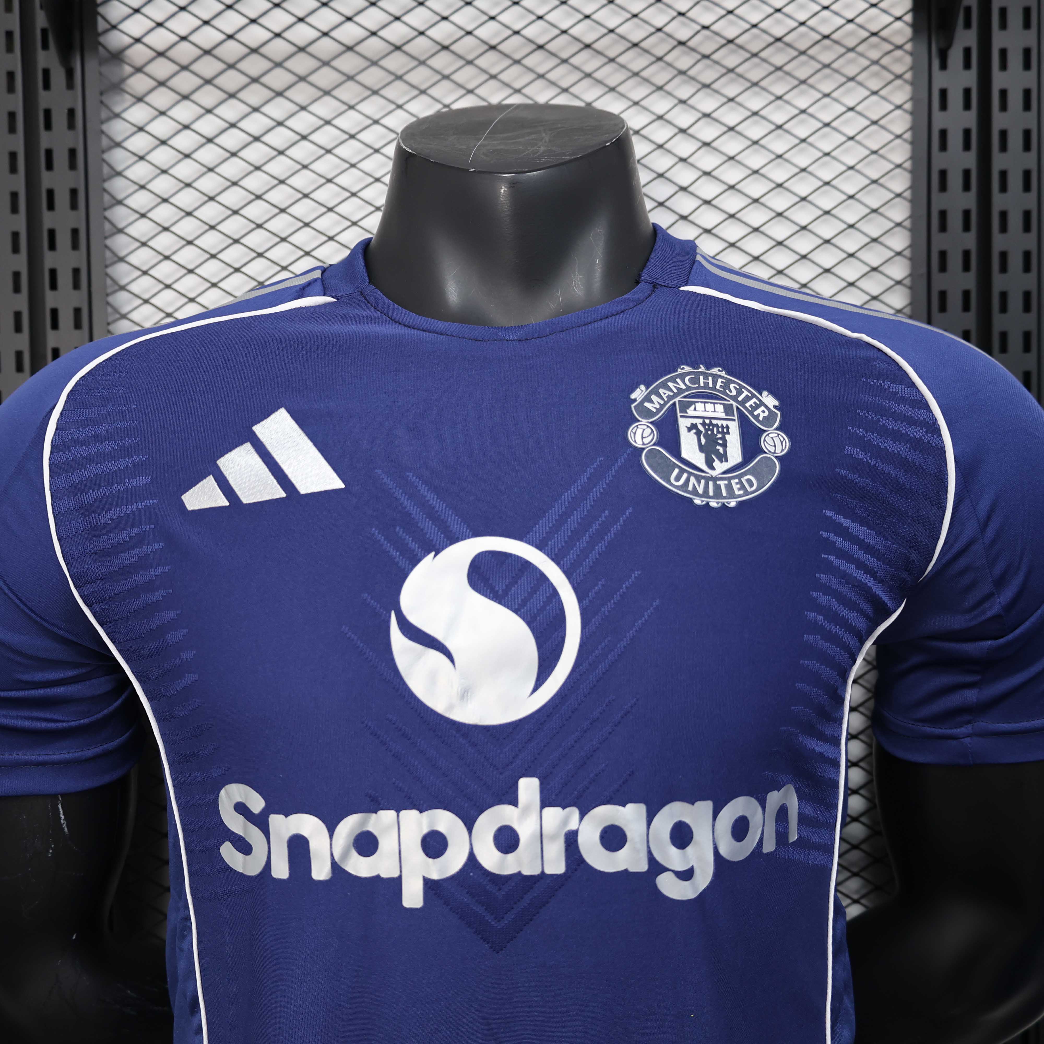 2025/2026 Player Version Manchester United Special Edition Blue And White Football Jersey 1:1 Thai quality
