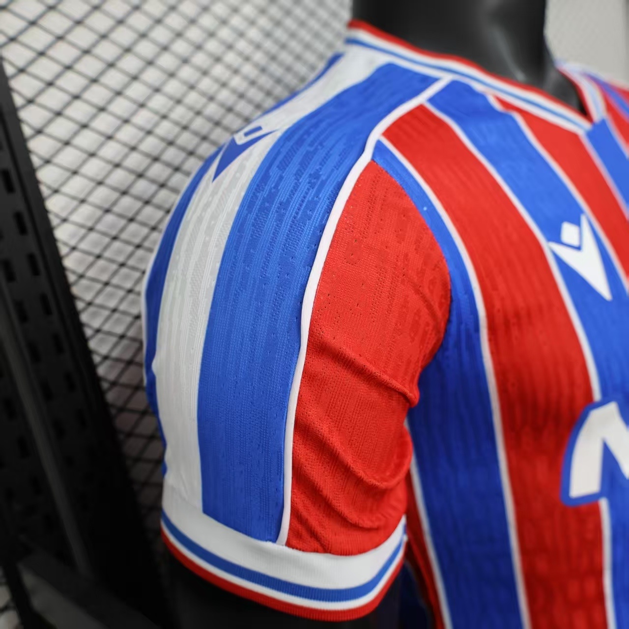 2025/2026 Player Version Crystal Palace Home Football Shirt 1:1 Thai Quality