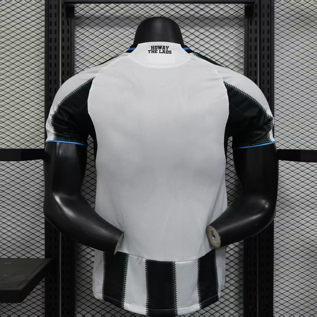 2025/2026 Player Version Newcastle United Home Football Jersey 1:1 Thai Quality