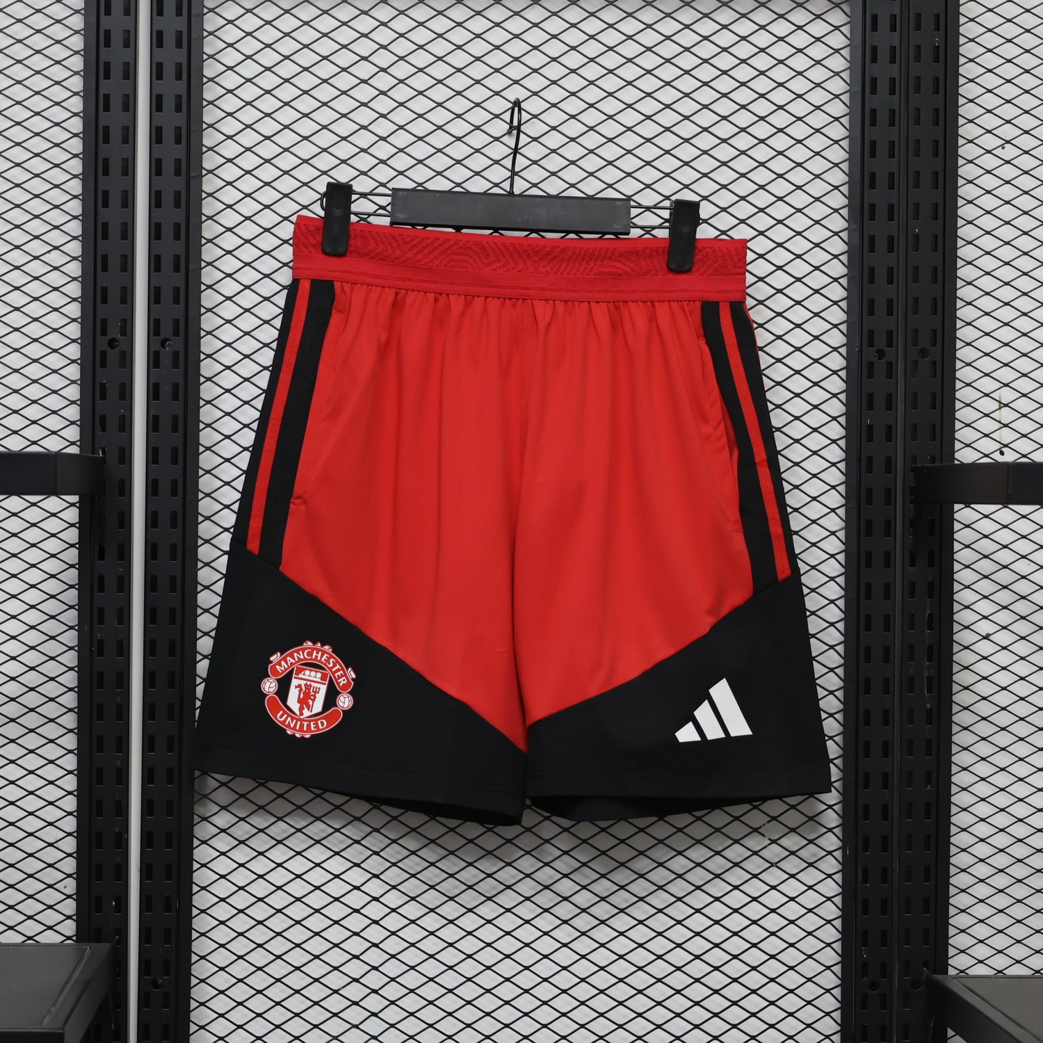 Manchester United 26-27 Red Black Shorts - Player Version - UnitedFutballJersey