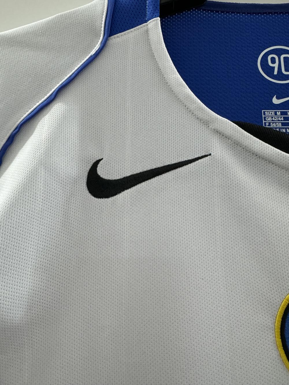 2004/2005 Retro Inter Milan Away Football Jersey 1:1 Thai Quality