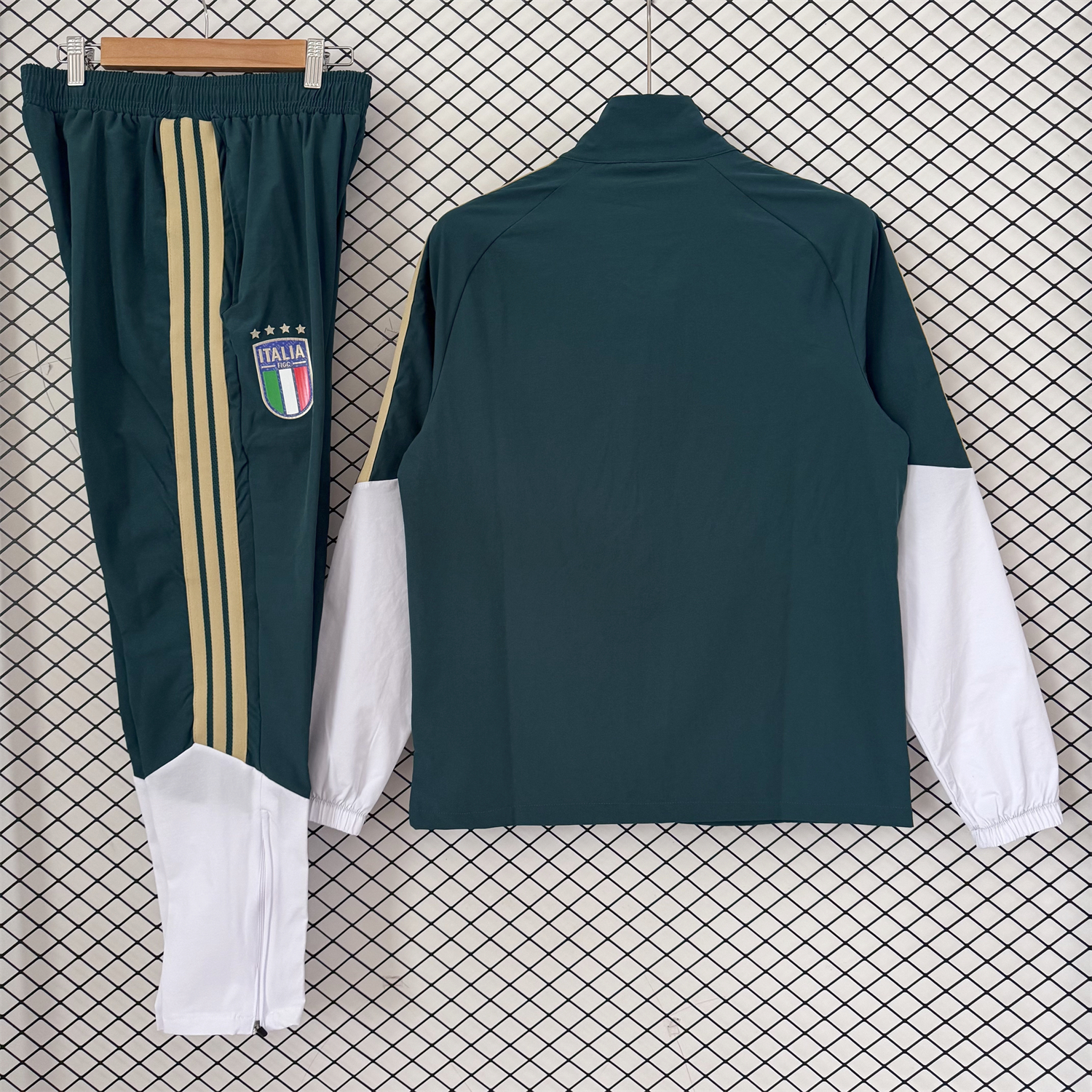 Italy 2026 Windbreaker Training Set - Green Top and Pants - UnitedFutballJersey