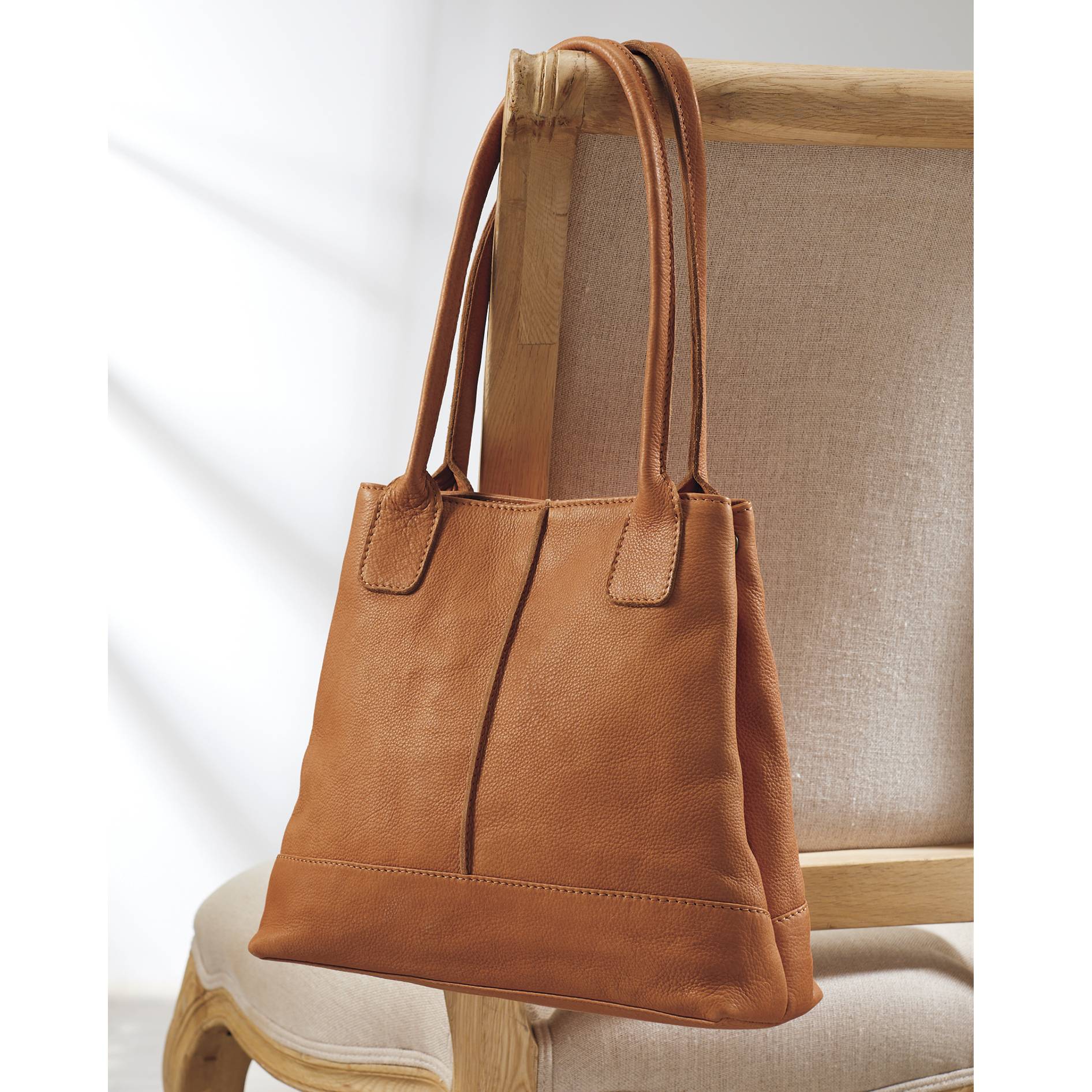 Around Town Leather Bag - Northstyle Catalog