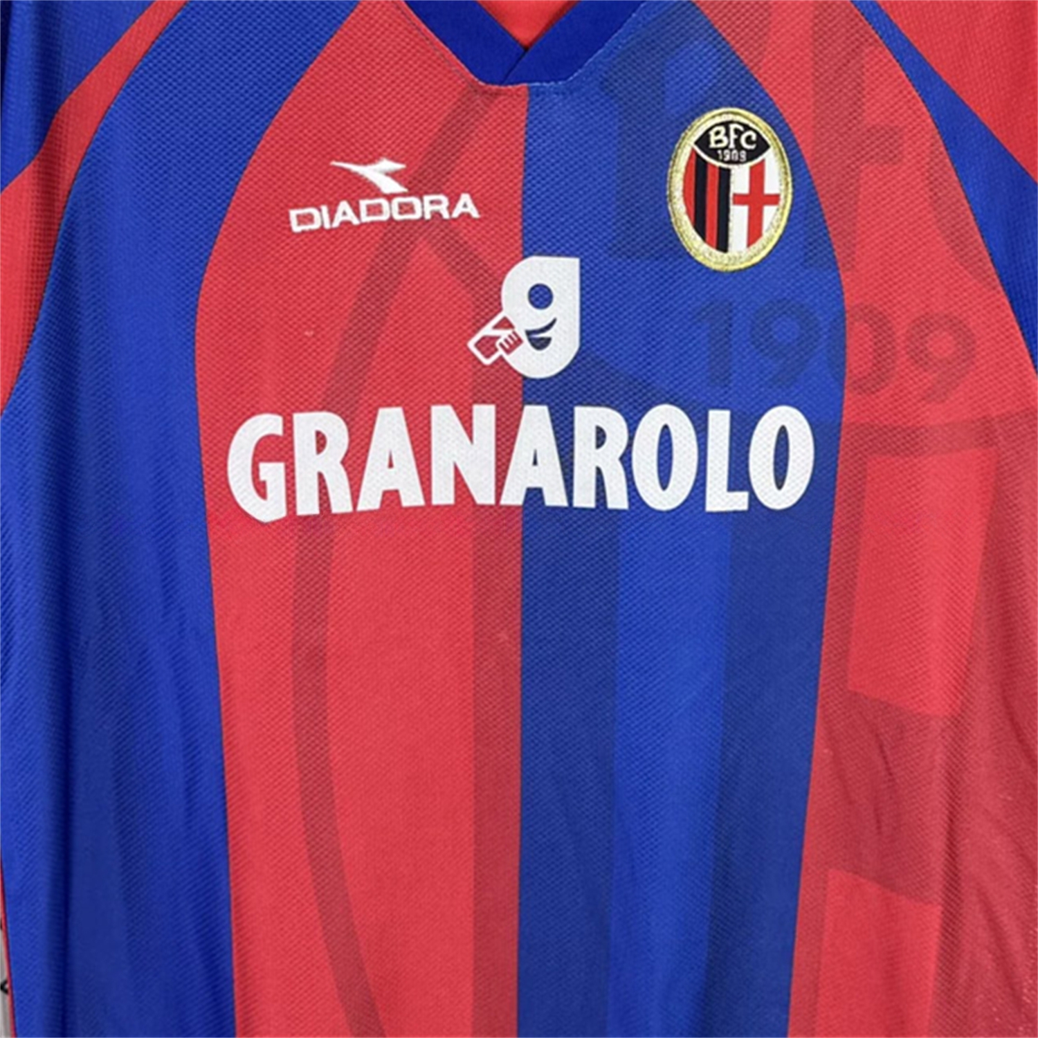 Retro Bologna 1998-99 Home Jersey - UnitedFutballJersey