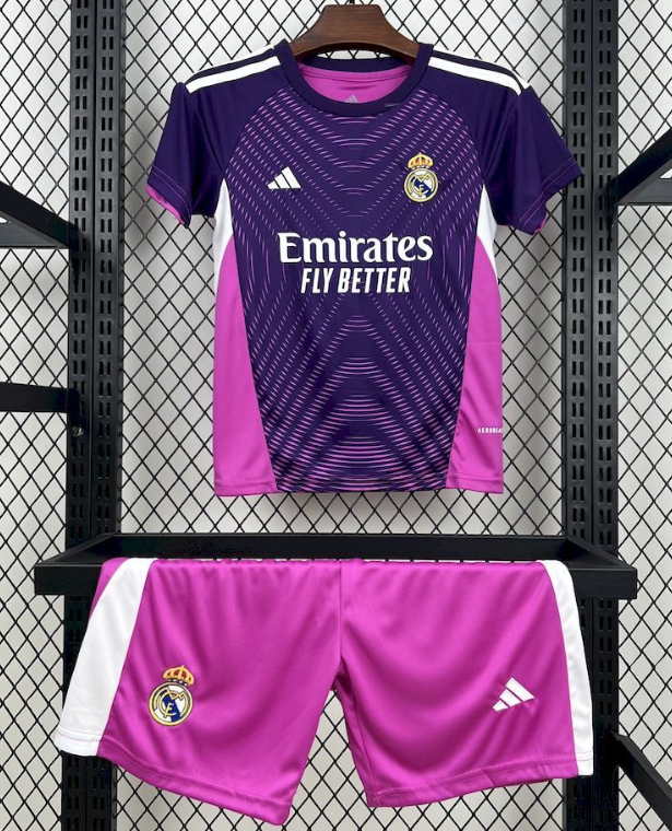 2025/2026 Real Madrid Goalie Purple Football Jersey 1:1 Thai quality Kids Size