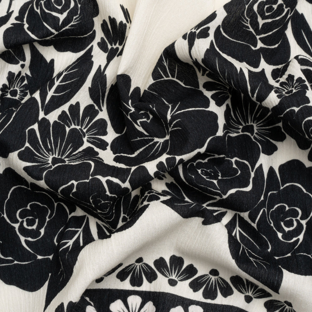 Crinkled Cotton Gauze Panel - Black and White Roses - Mood Exclusive Mounting Roses Print - Joann Fabrics