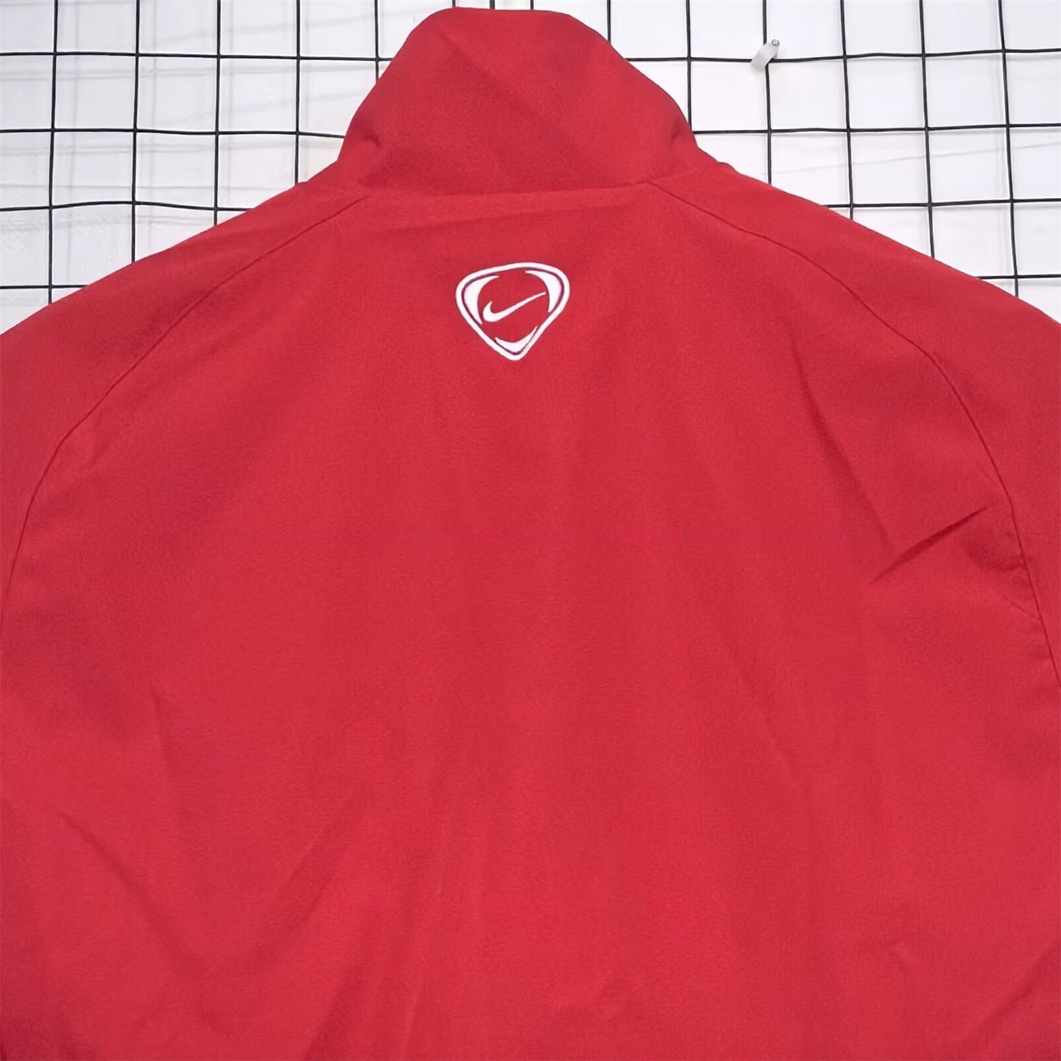Retro Manchester United 2010-11 Red Windbreaker Jacket - UnitedFutballJersey