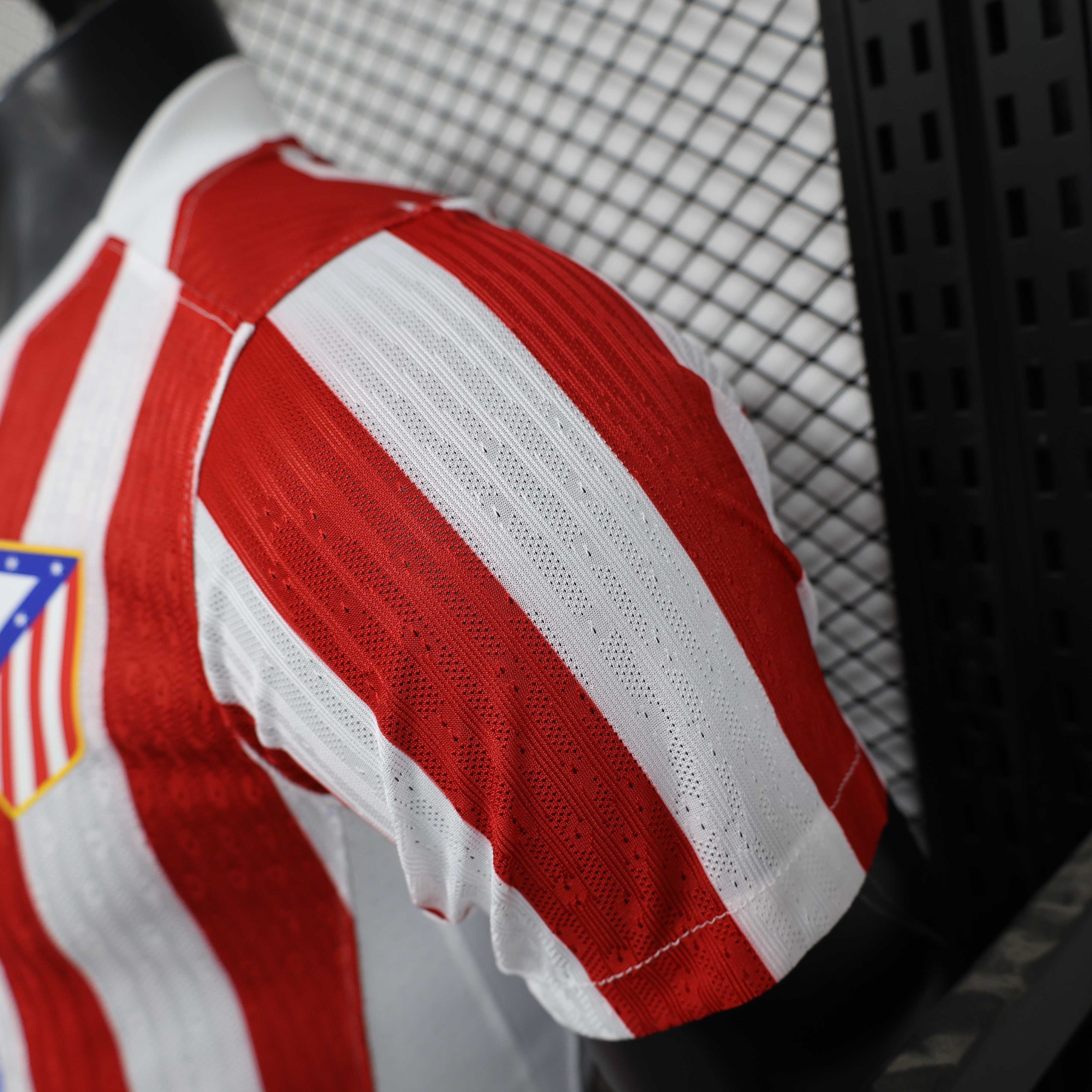 2025/2026 Player Version Atletico Madrid Home Football Jersey 1:1 Thai quality