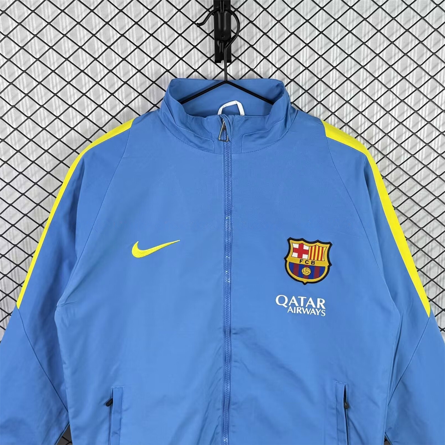 Retro Barcelona 2015-16 Windbreaker Jacket - Blue - UnitedFutballJersey