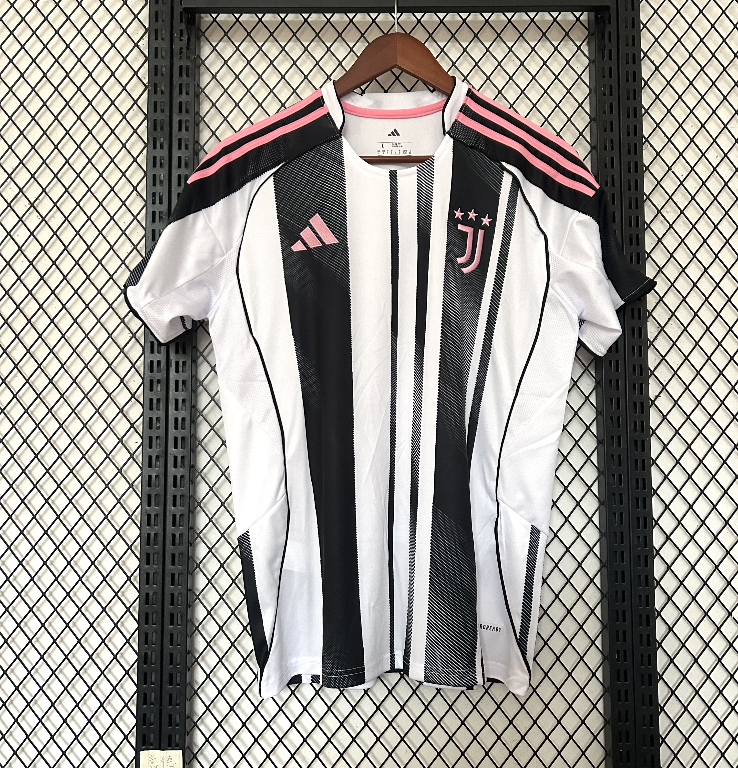 2025/2026 Juventus Home Football Jersey 1:1 Thai quality