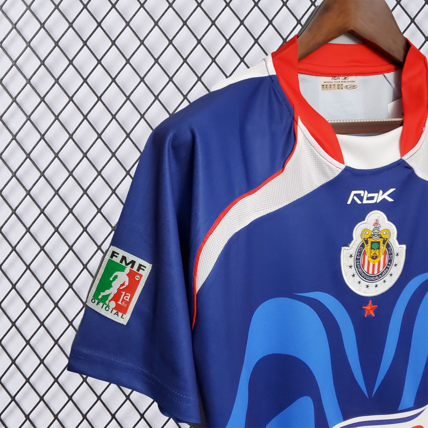 Retro Chivas de Guadalajara 2006-07 Away Jersey - UnitedFutballJersey