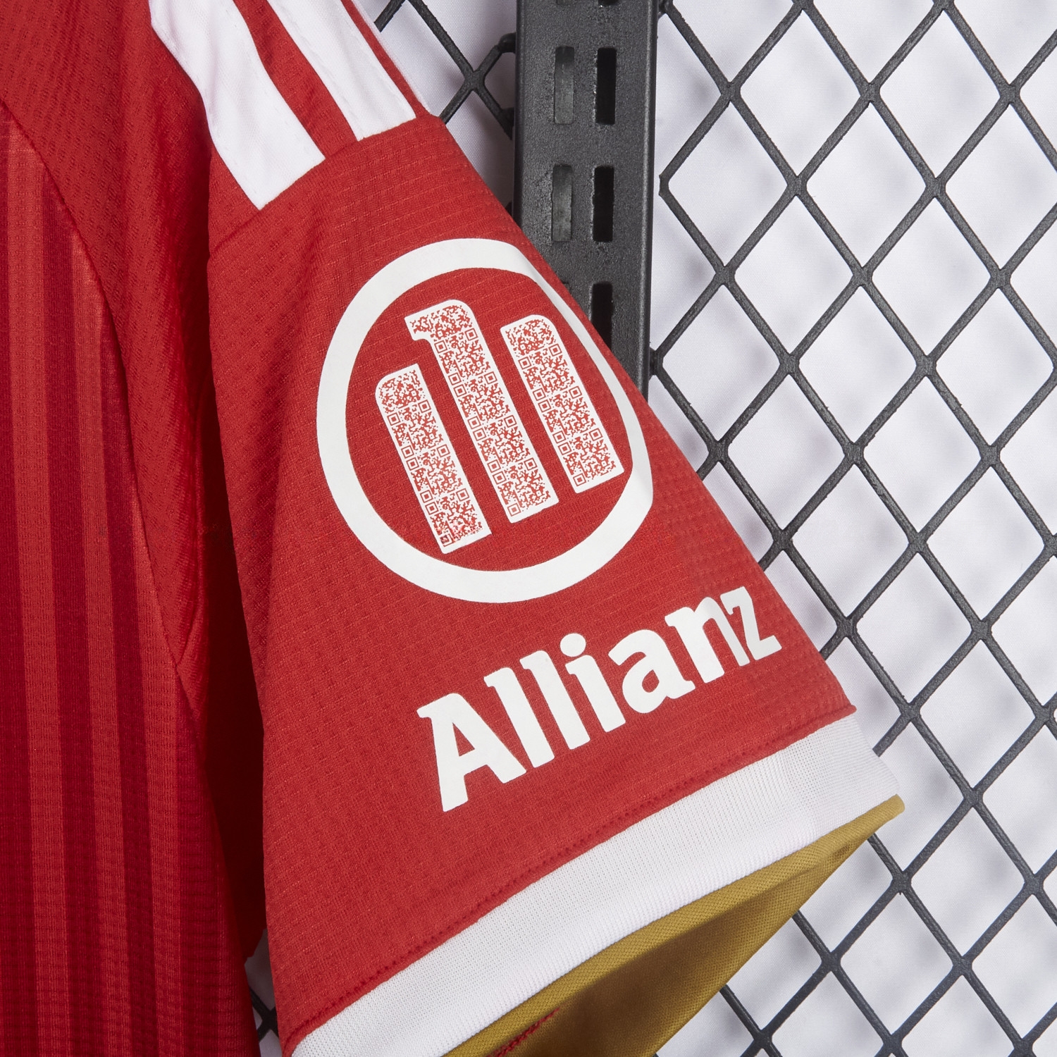 Bayern Munich 26-27 Home Red Jersey - Fans Version - UnitedFutballJersey