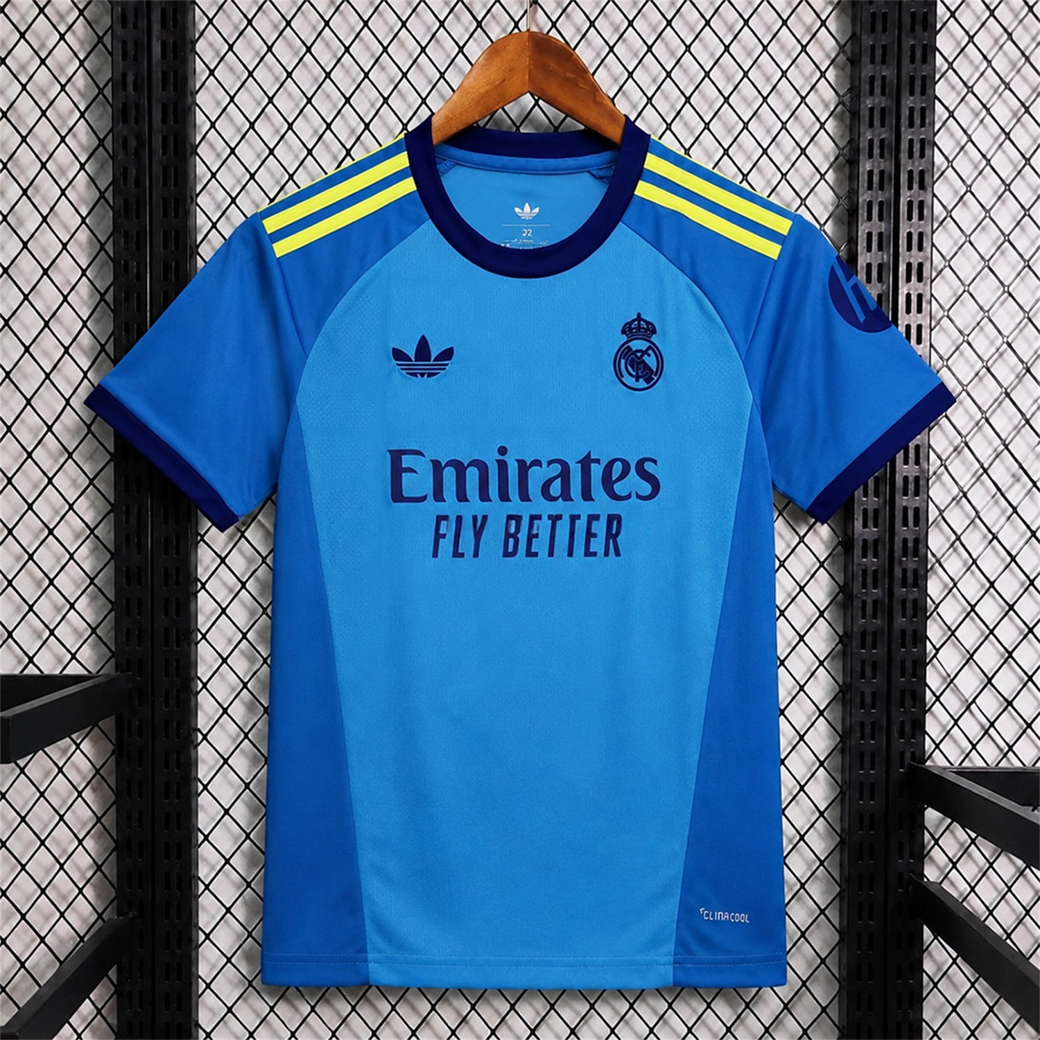 Real Madrid 26-27 Blue Goalkeeper Jersey - Fans Version - UnitedFutballJersey