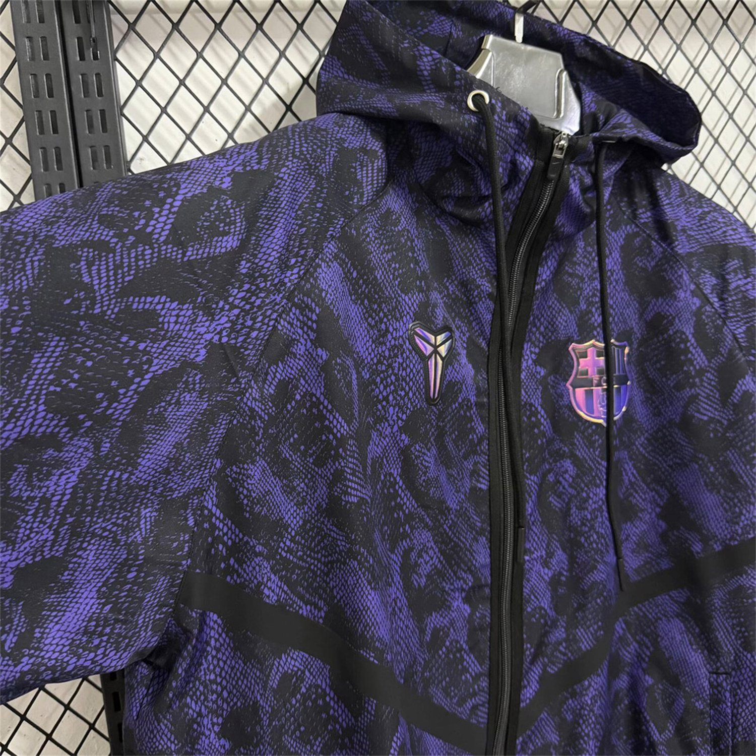 Barcelona 26-27 Away Windbreaker Jacket - Purple - UnitedFutballJersey