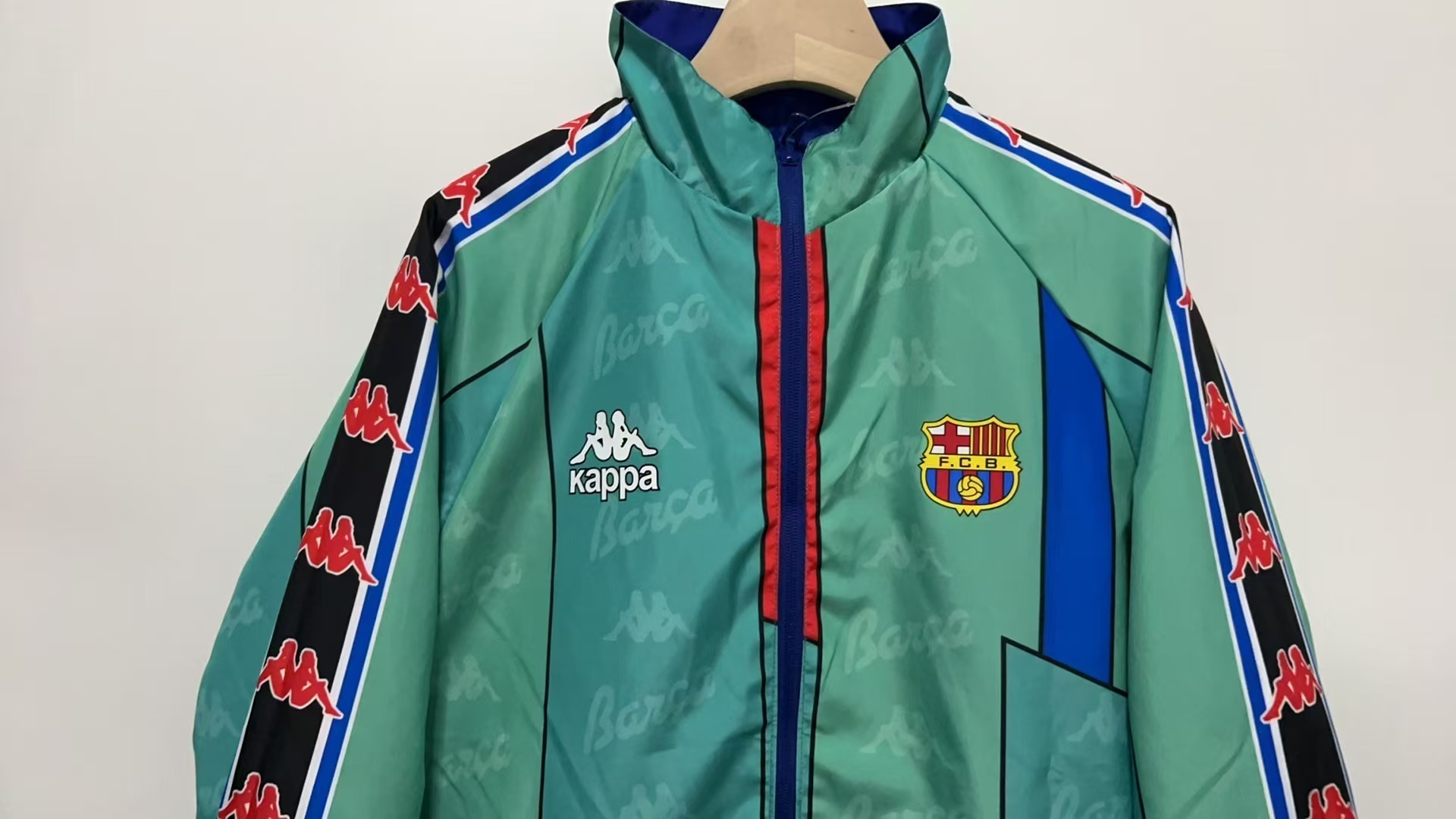 1996/1997 Retro Barcelona Reversible Windbreaker Soccer Jersey 1:1 Thai Quality